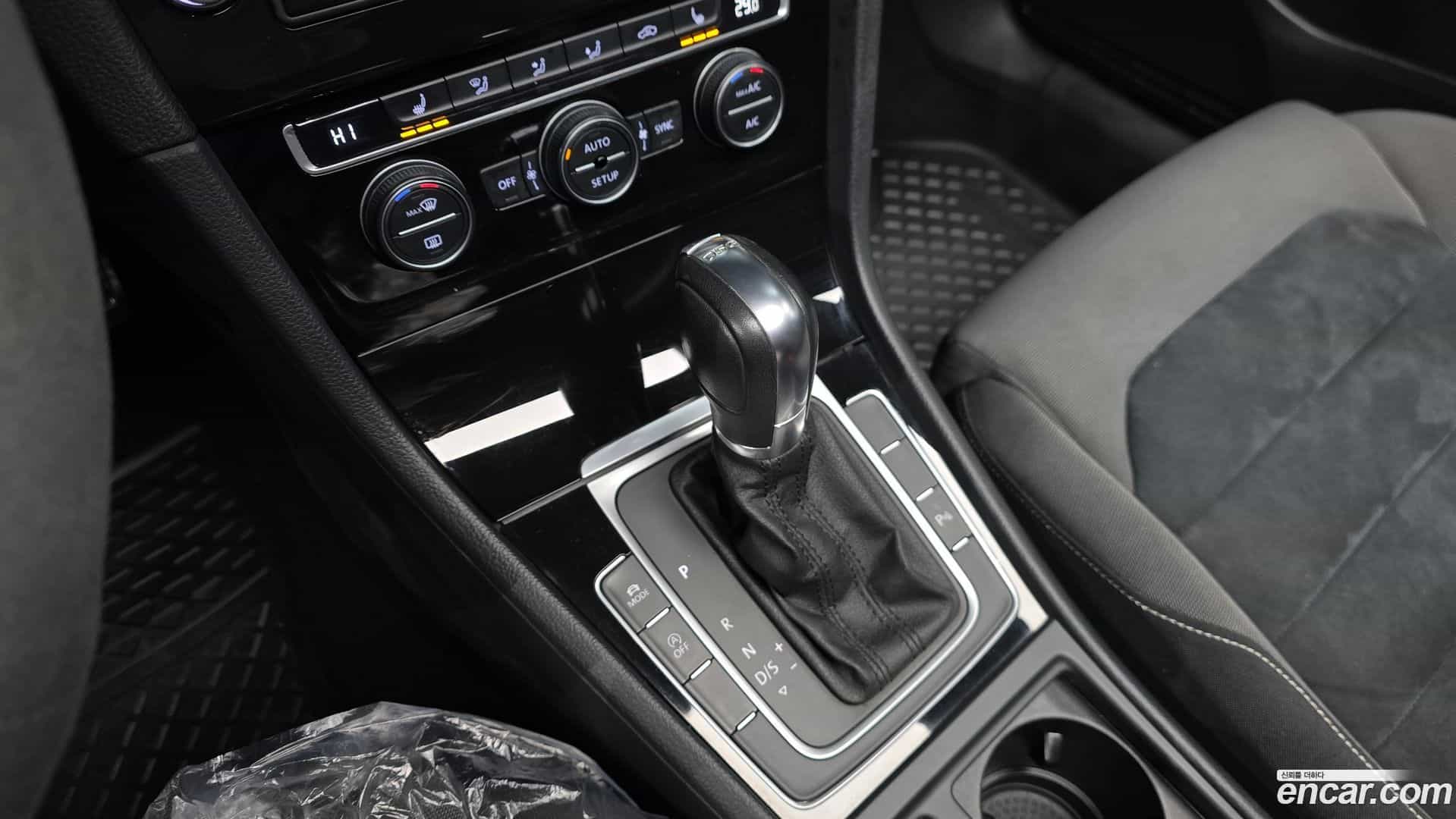 Golf Volkswagen 2014.11-INNER-009