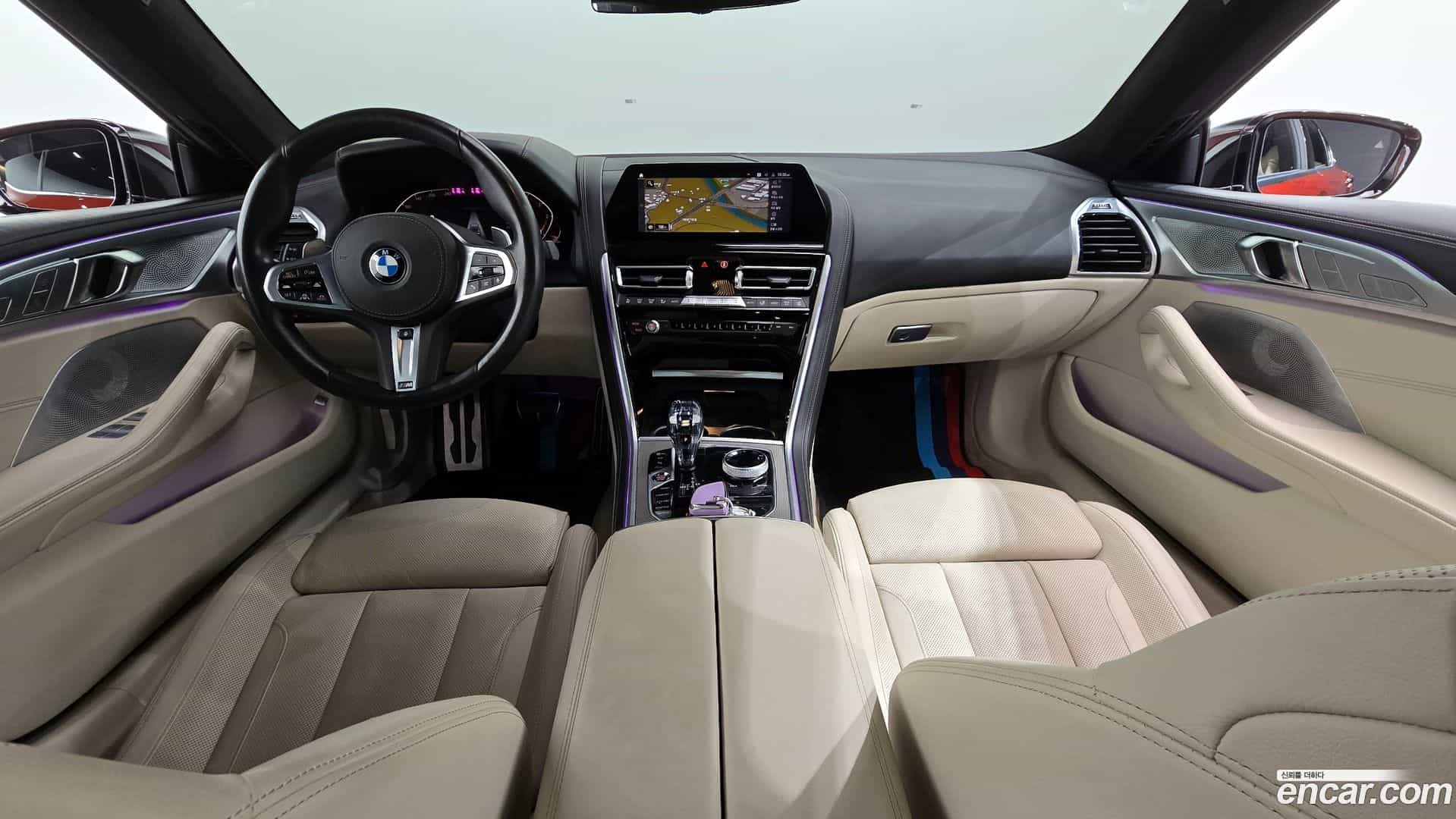 8-Series BMW 2020.1-INNER-007