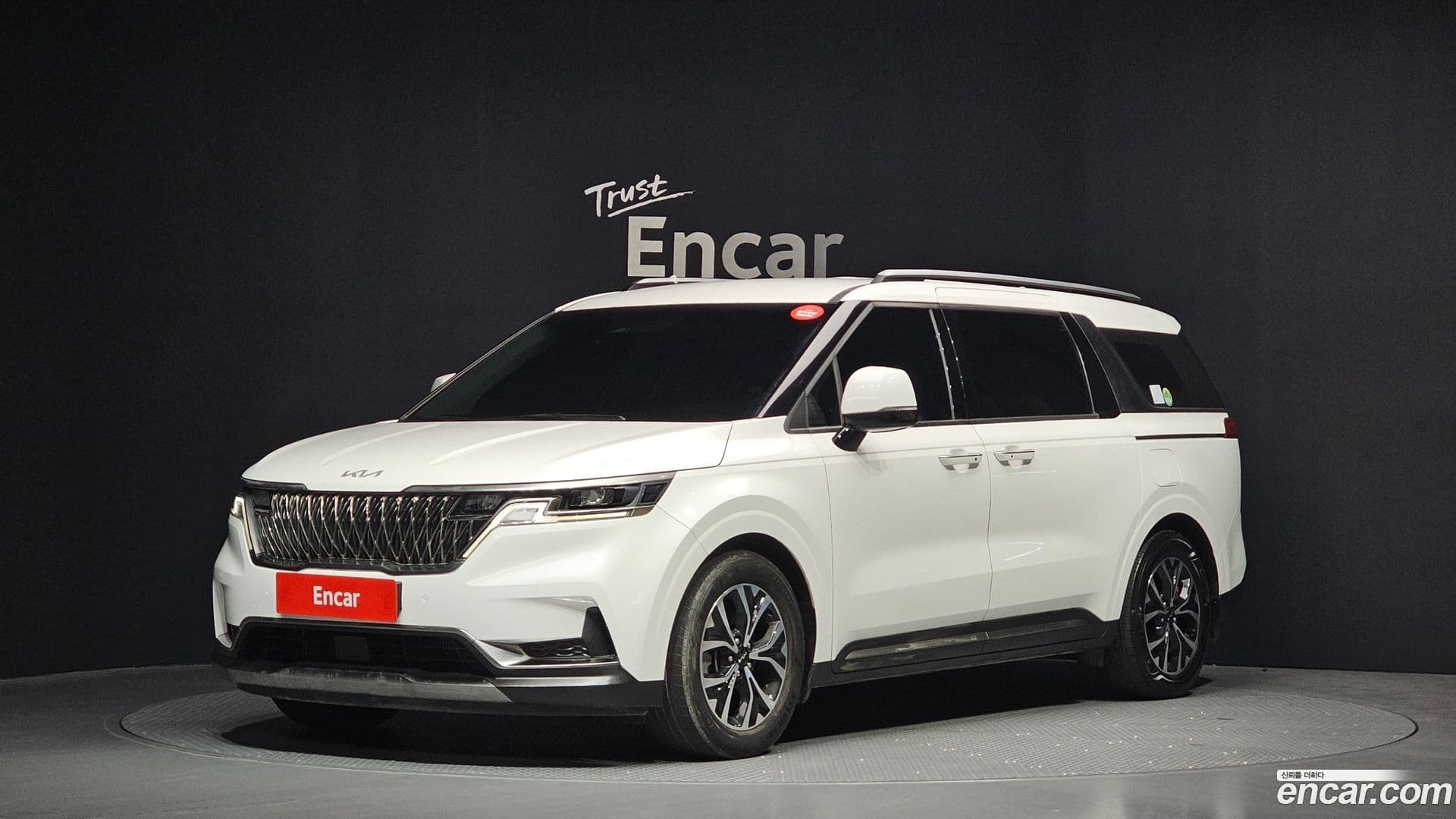Main__Slider__Photo:Canival Kia 2022.0-0