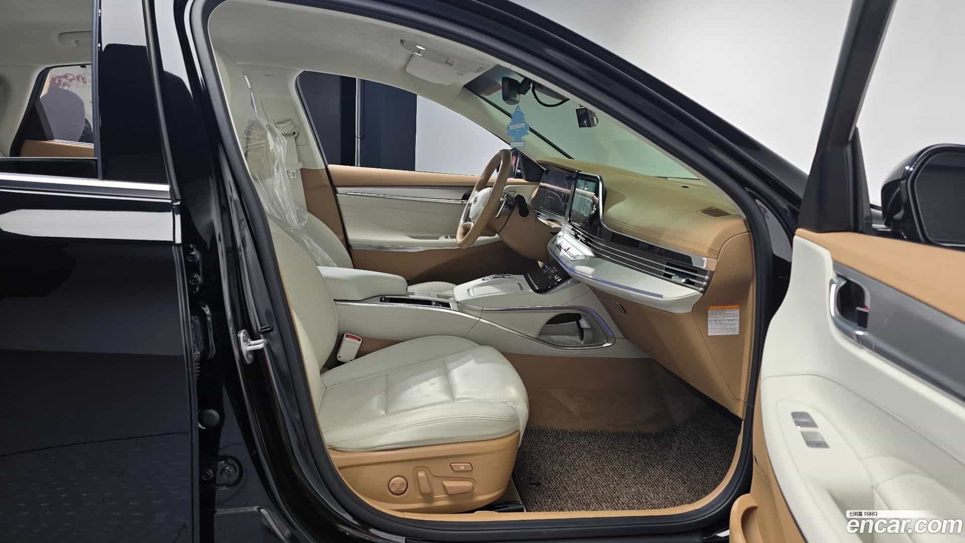 Grandeur Hyundai 2022.10-OPTION-015