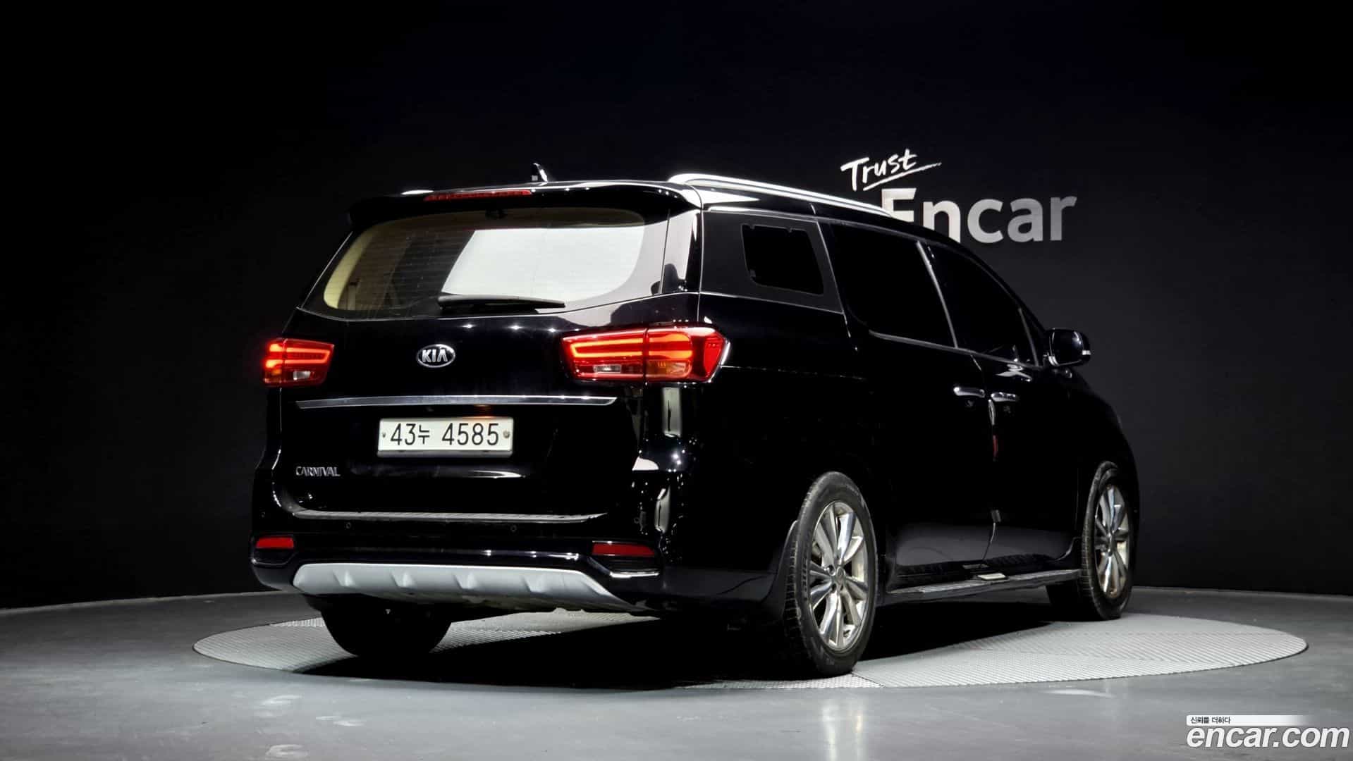 Canival Kia 2018.10-OUTER-002