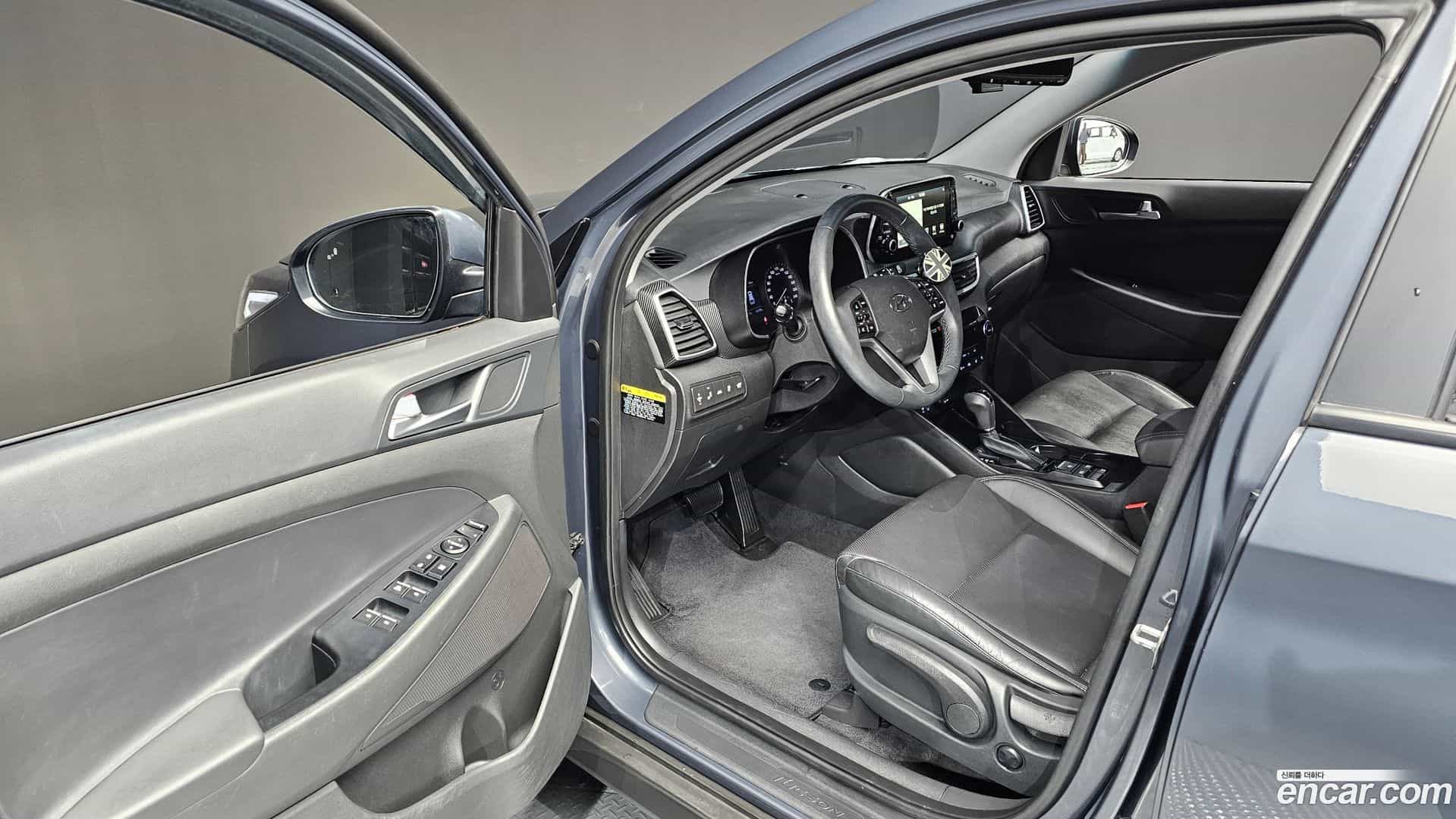 Tucson Hyundai 2020.2-INNER-010