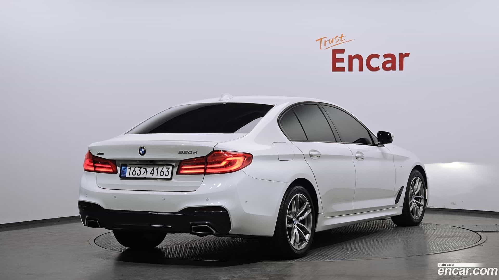 5-Series BMW 2017.2-OUTER-002
