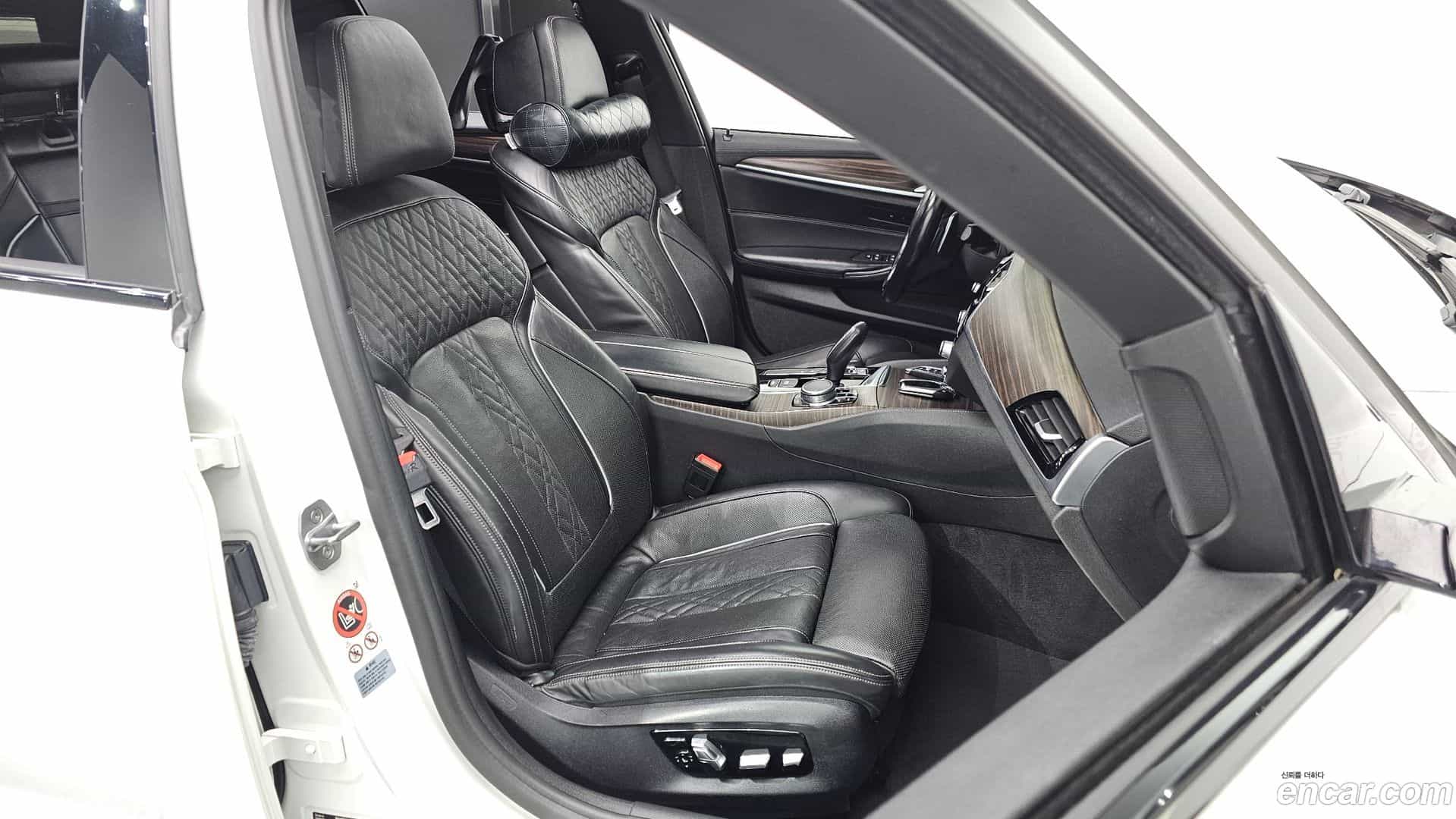 5-Series BMW 2017.2-INNER-010