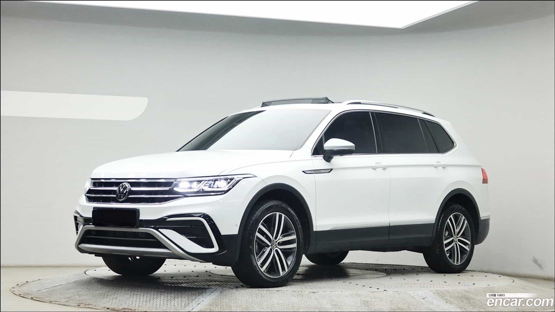 Tiguan Volkswagen 2023.7-OUTER-001