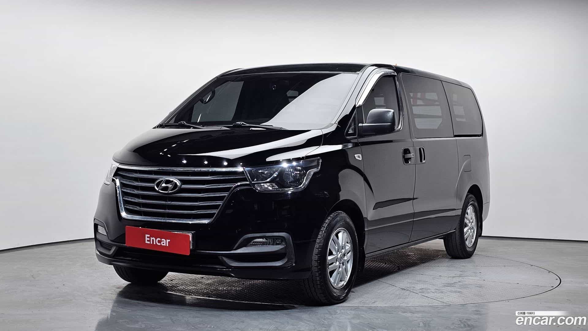 Starex Hyundai 2019.2-OUTER-001