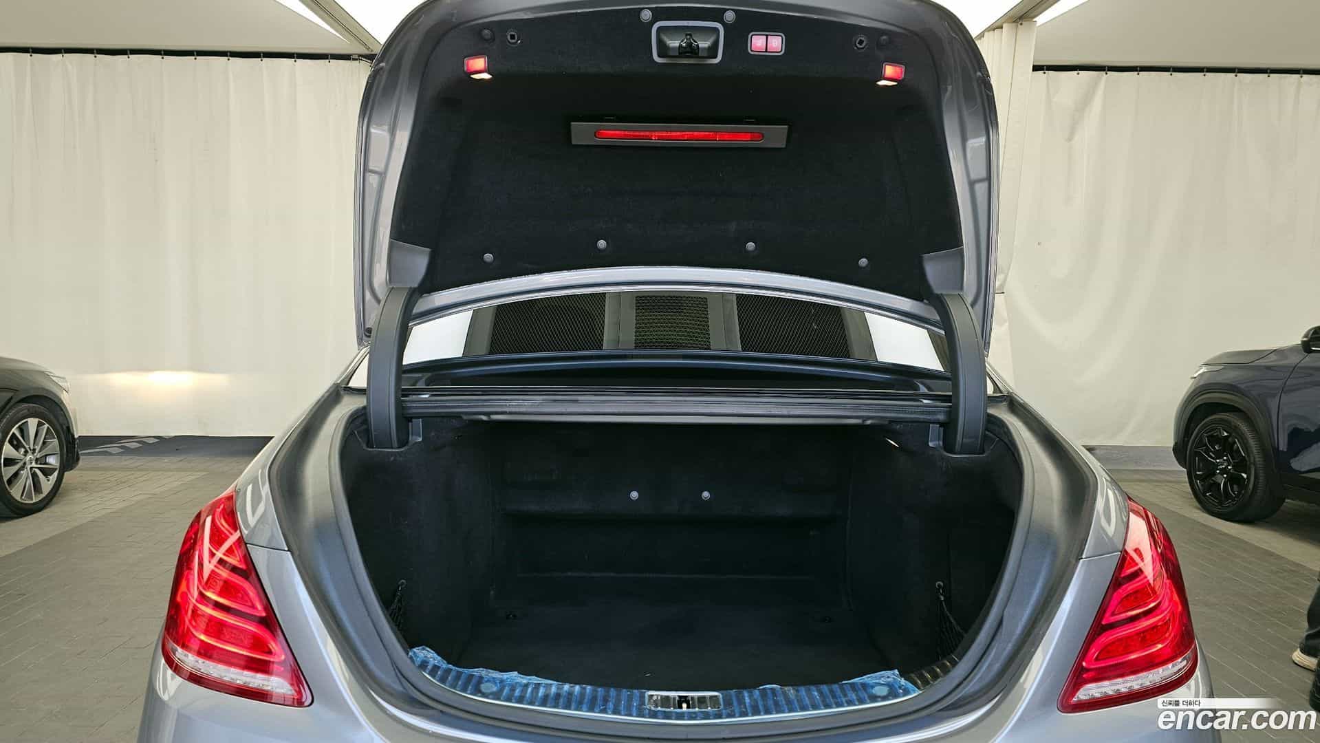 S-Class Mercedes-Benz 2015.1-OPTION-024