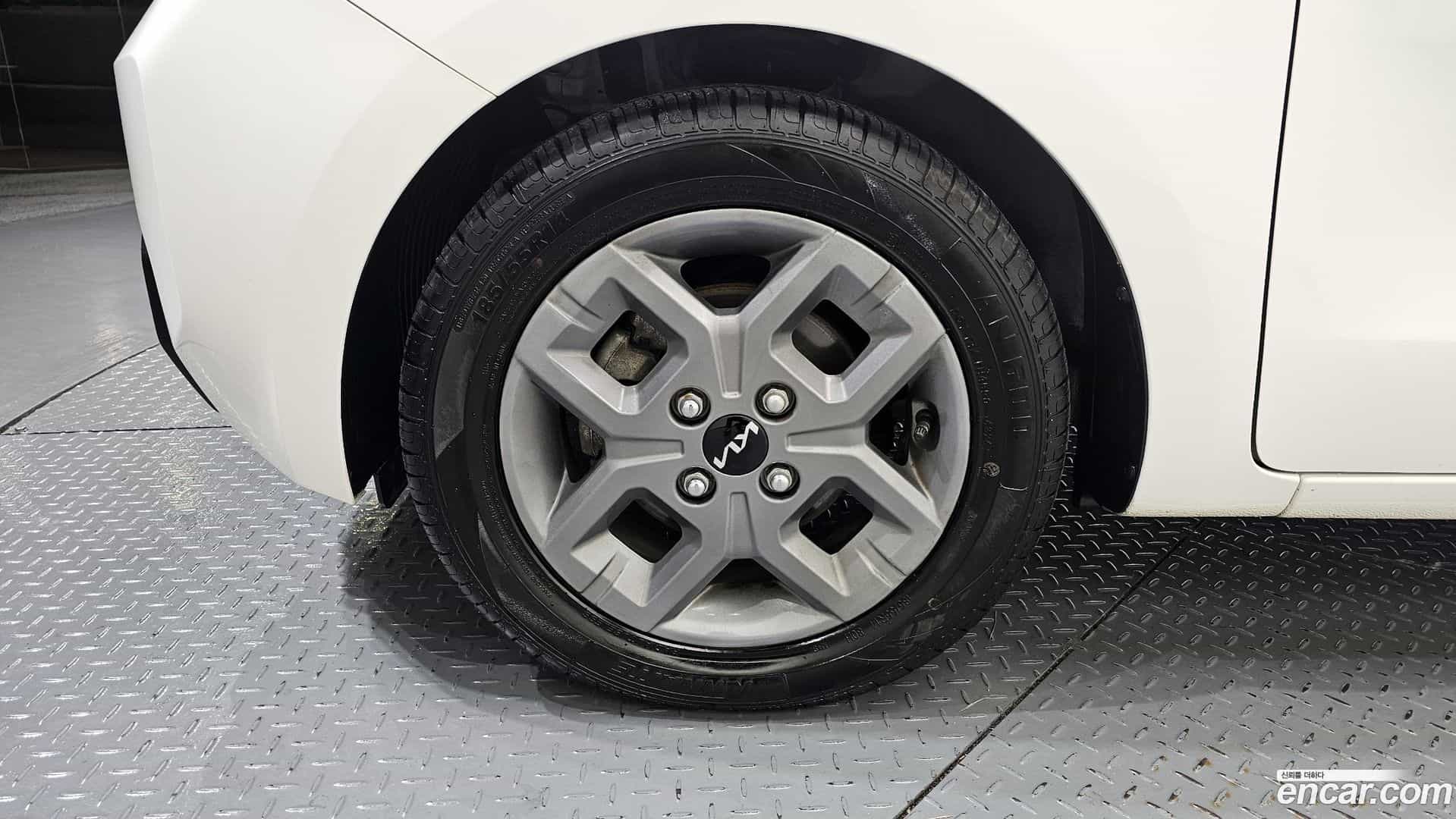 RAY Kia 2023.6-OUTER-005