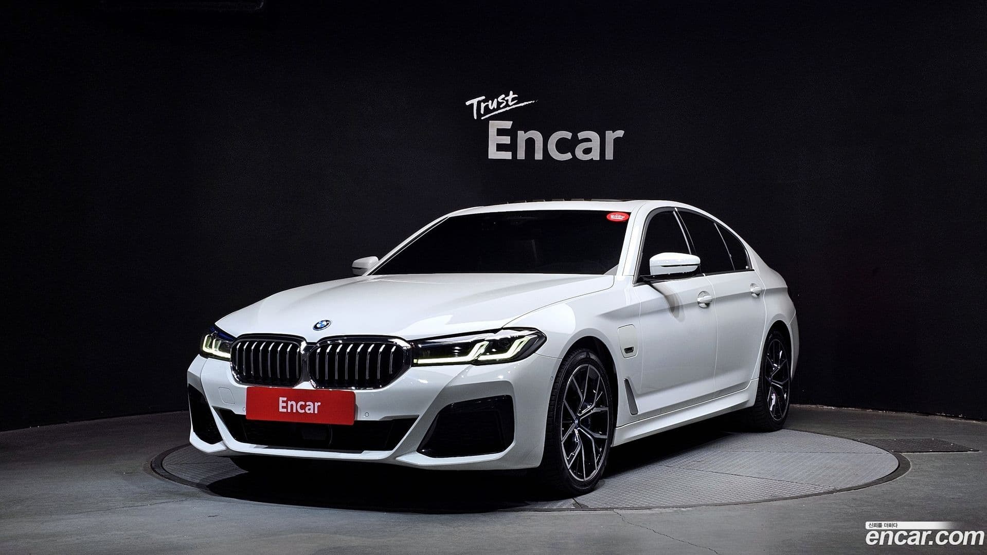 Main__Slider__Photo:5-Series BMW 2022.2-0