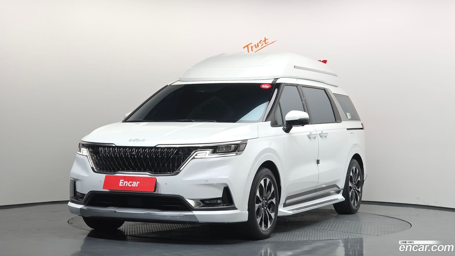 Main__Slider__Photo:Canival Kia 2021.7-0