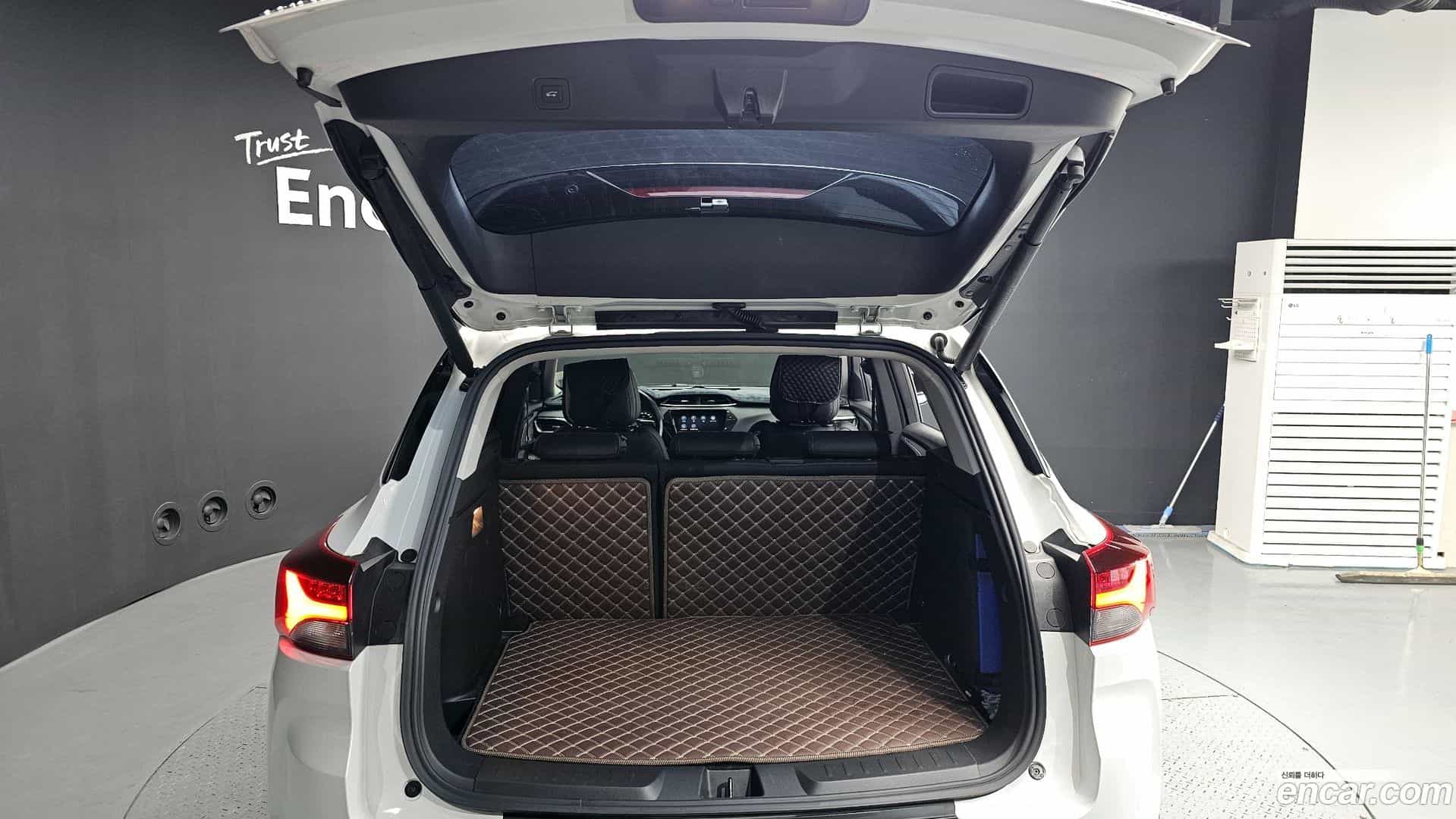 Trailblazer Chevrolet 2021.1-OPTION-024