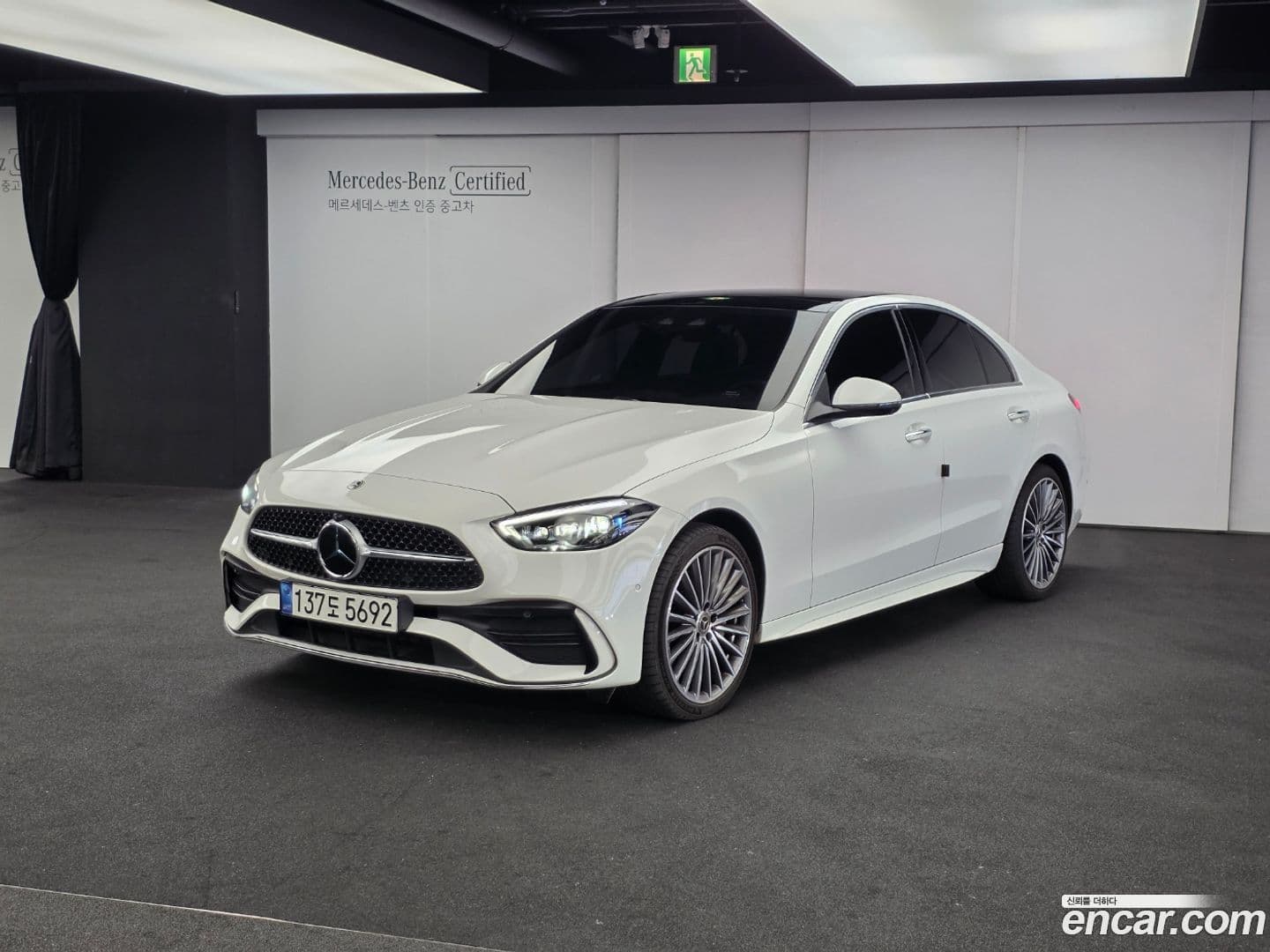 Main__Slider__Photo:C-Class Mercedes-Benz 2022.5-0