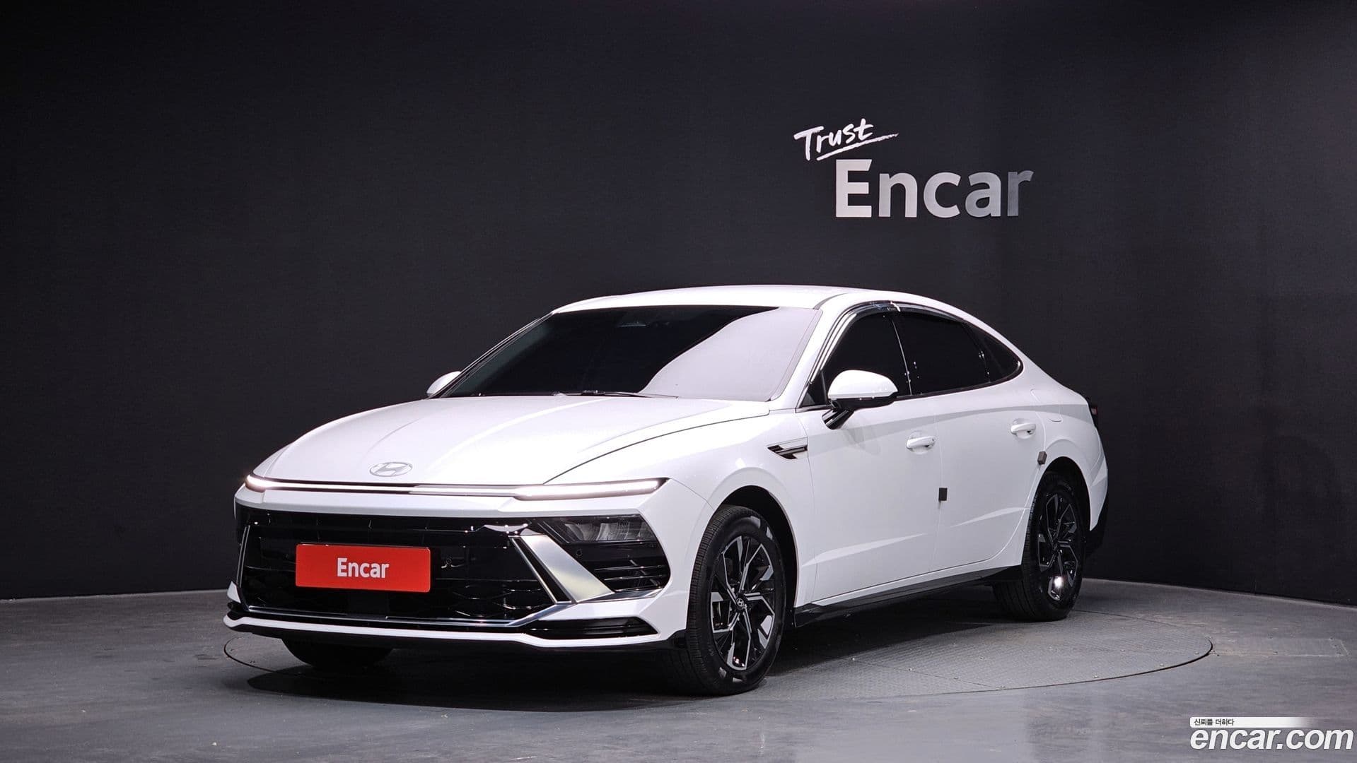 Main__Slider__Photo:Sonata Hyundai 2024.10-0