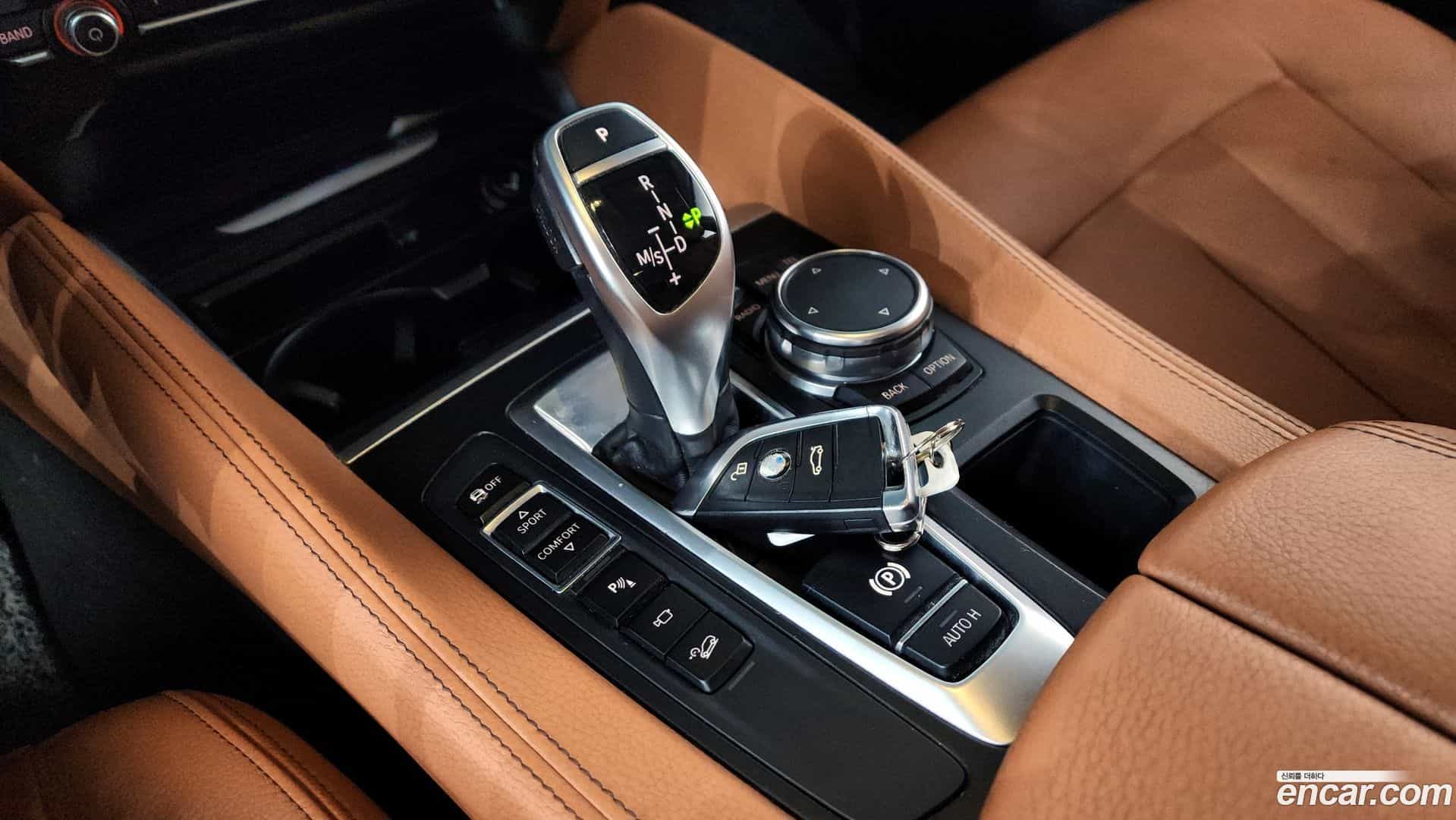 X6 BMW 2015.9-INNER-009
