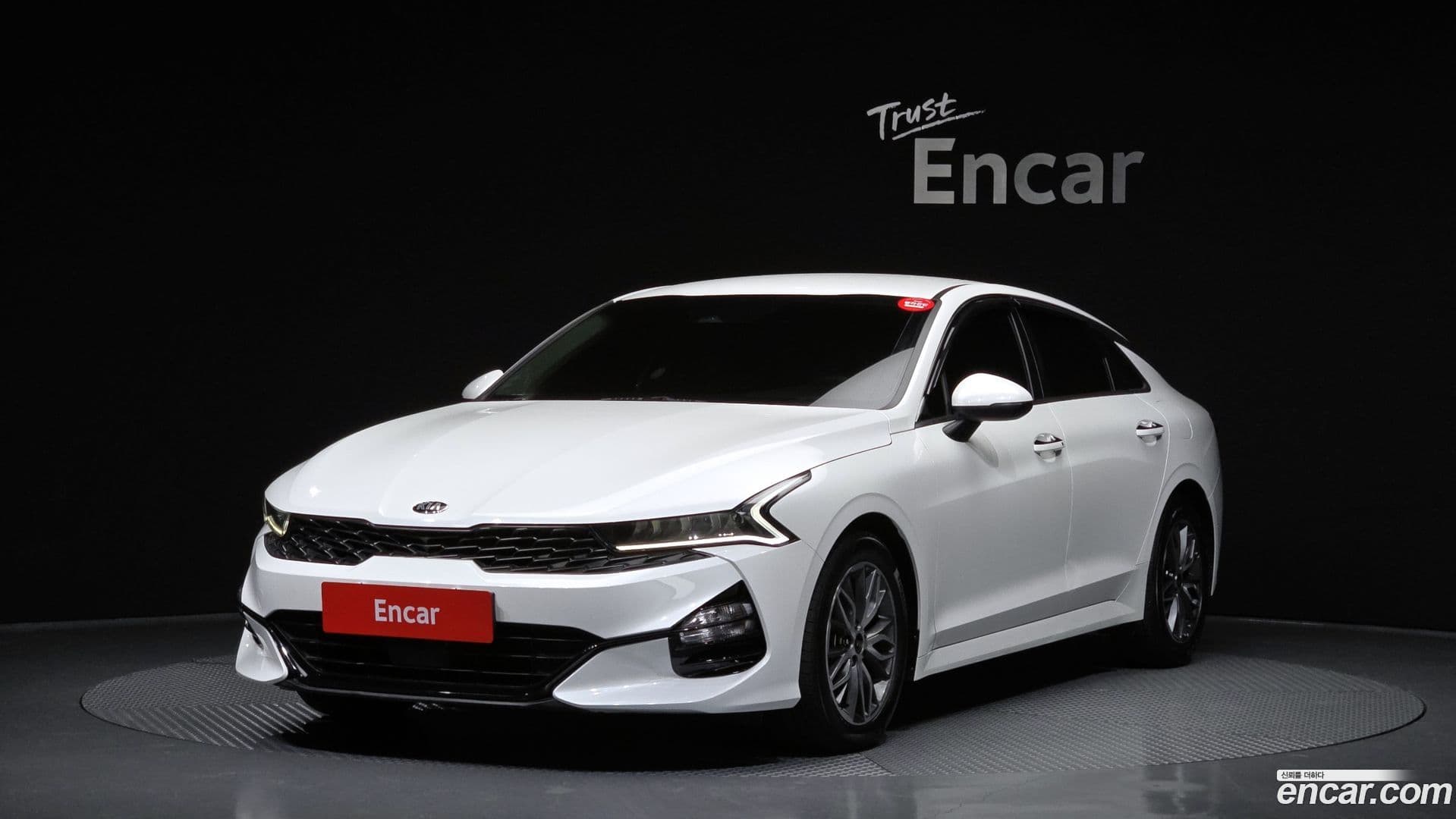 Main__Slider__Photo:K5 Kia 2021.1-0