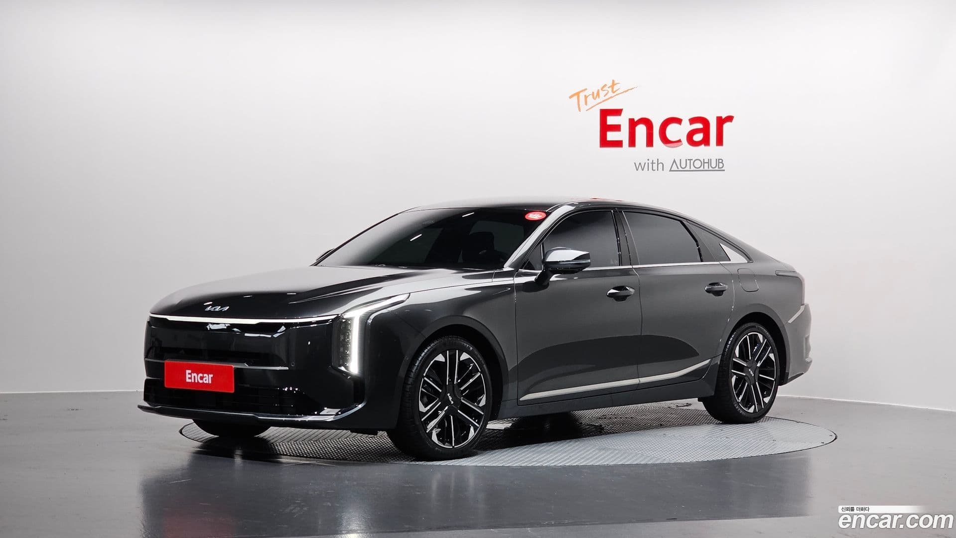 Main__Slider__Photo:K8 Kia 2025.7-0