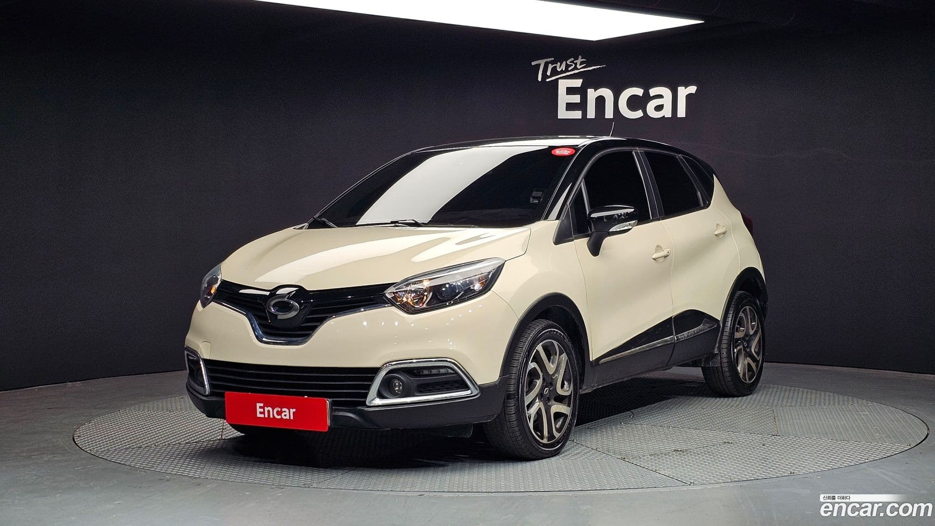 Main__Slider__Photo:QM3 Renault Korea 2017.2-0