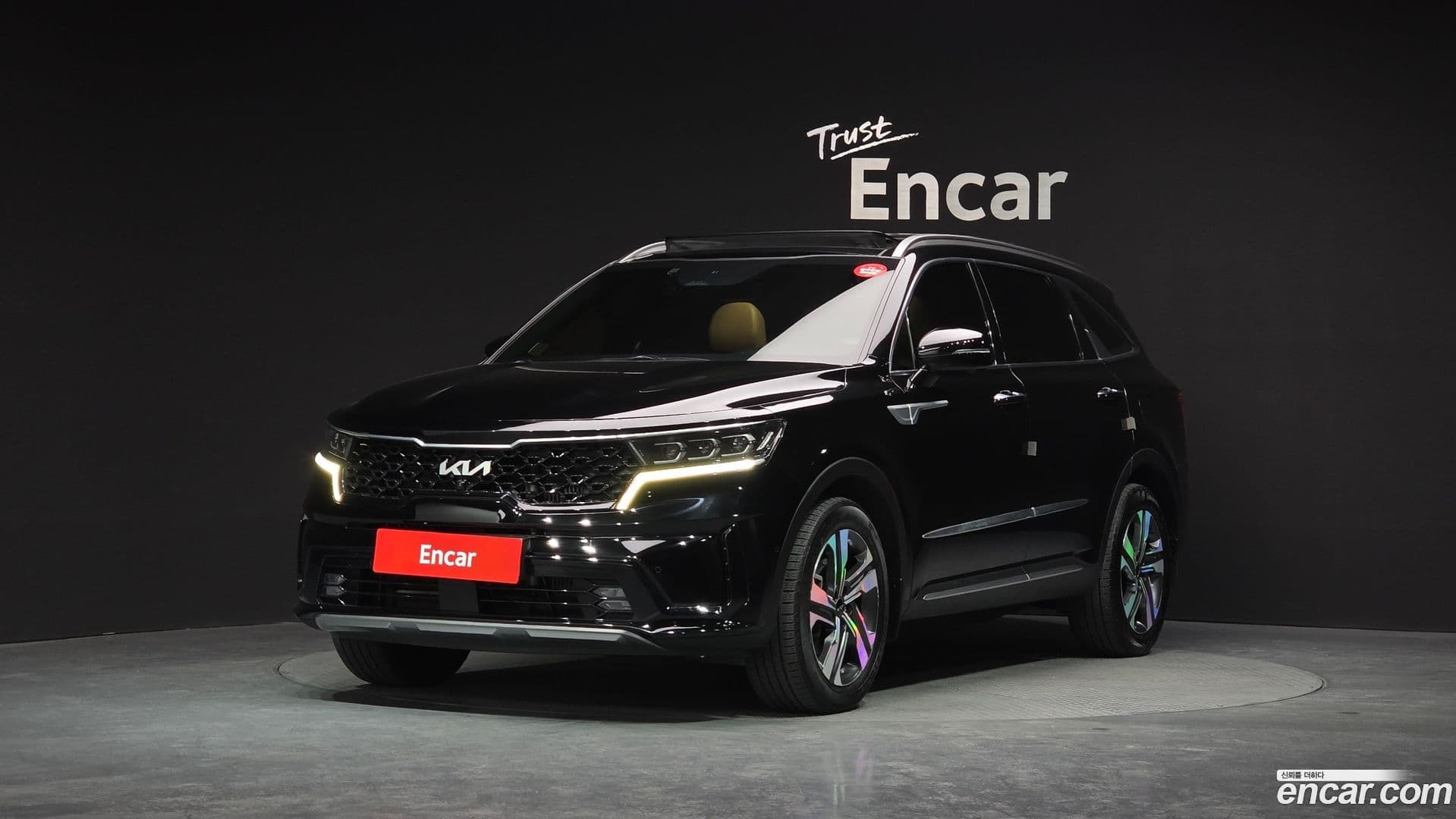Main__Slider__Photo:Sorento Kia 2021.1-0