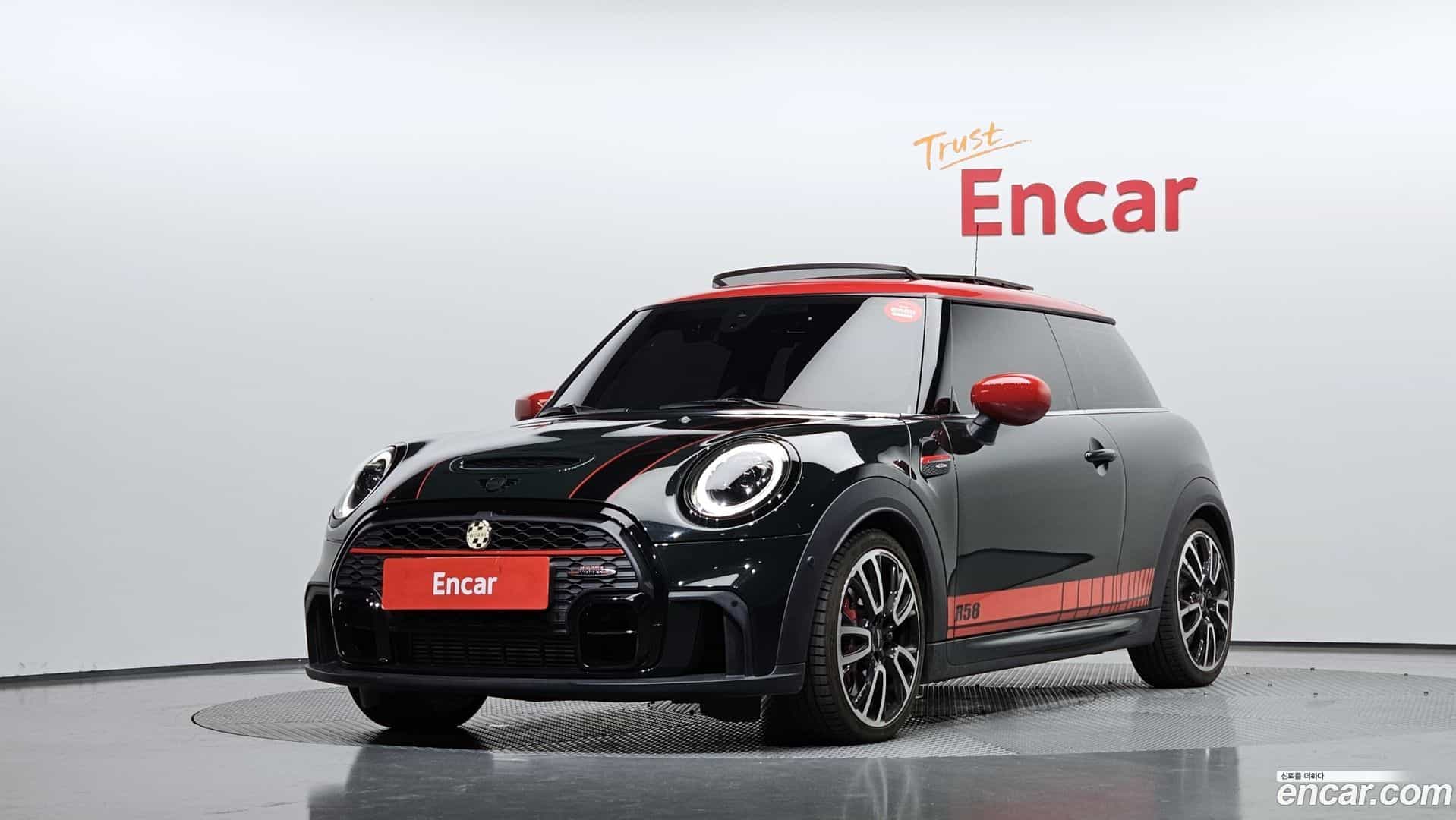 Cooper Mini 2022.10-OUTER-001