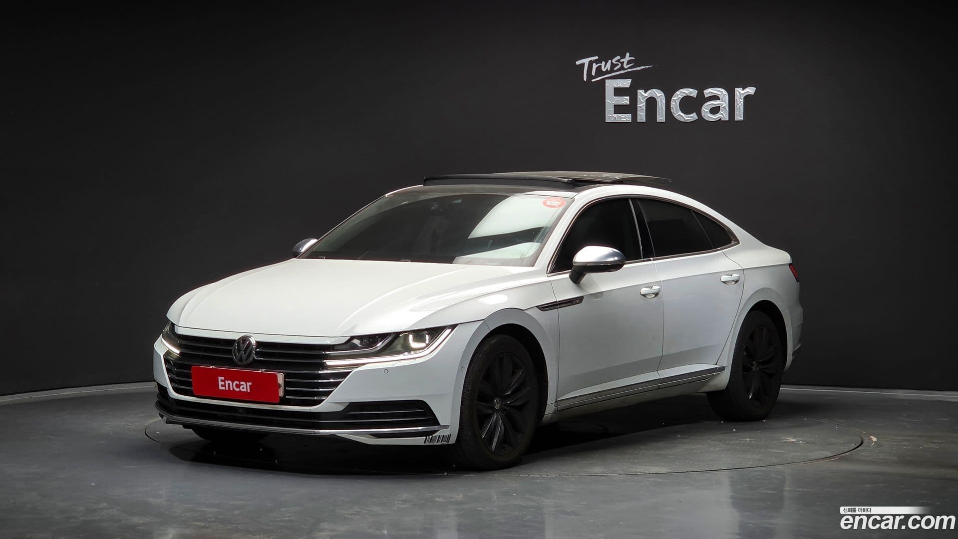 Main__Slider__Photo:Arteon Volkswagen 2019.4-0