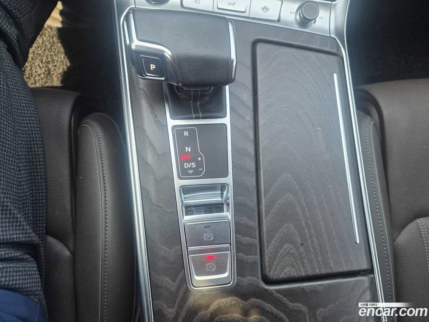 A6 Audi 2022.10-OPTION-018