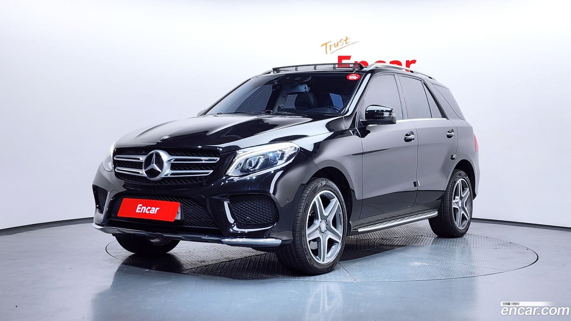 Main__Slider__Photo:GLE-Class Mercedes-Benz 2016.2-0