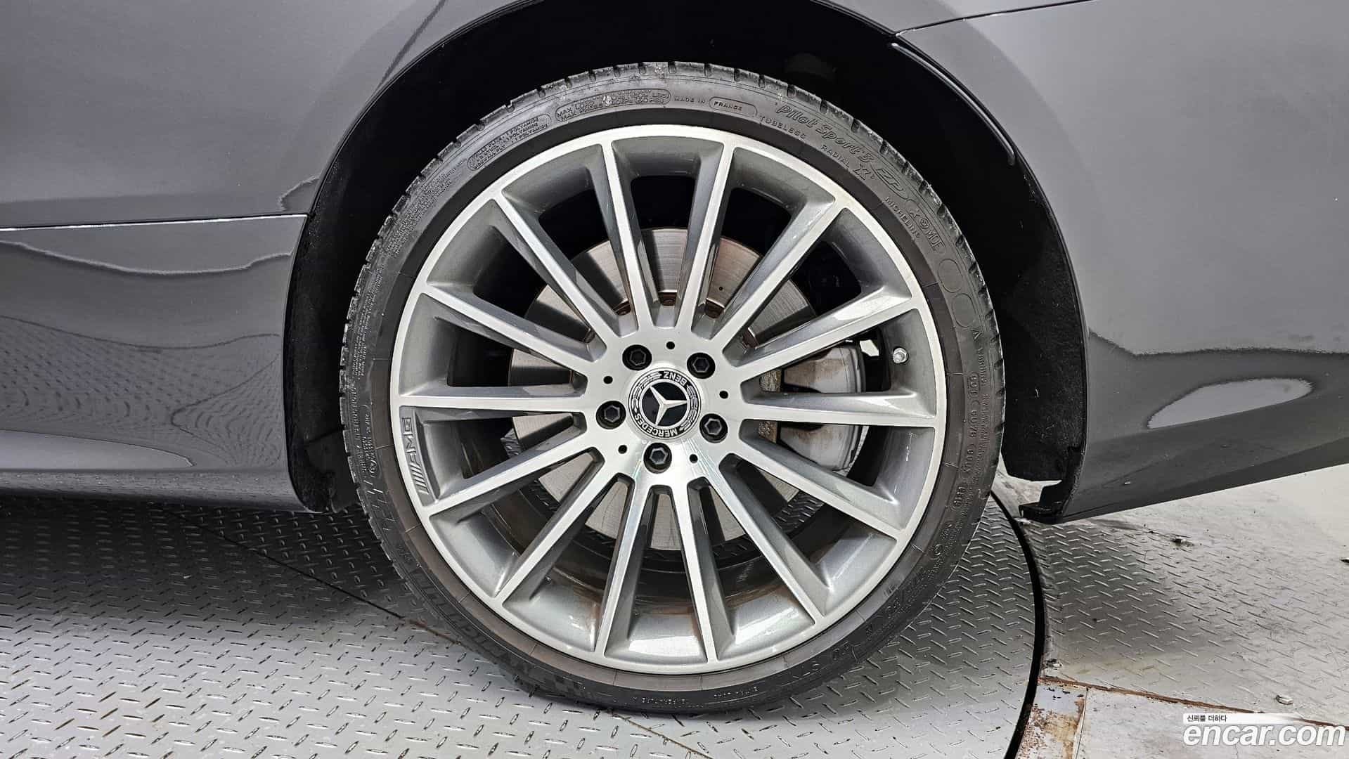 E-Class Mercedes-Benz 2021.7-OUTER-005