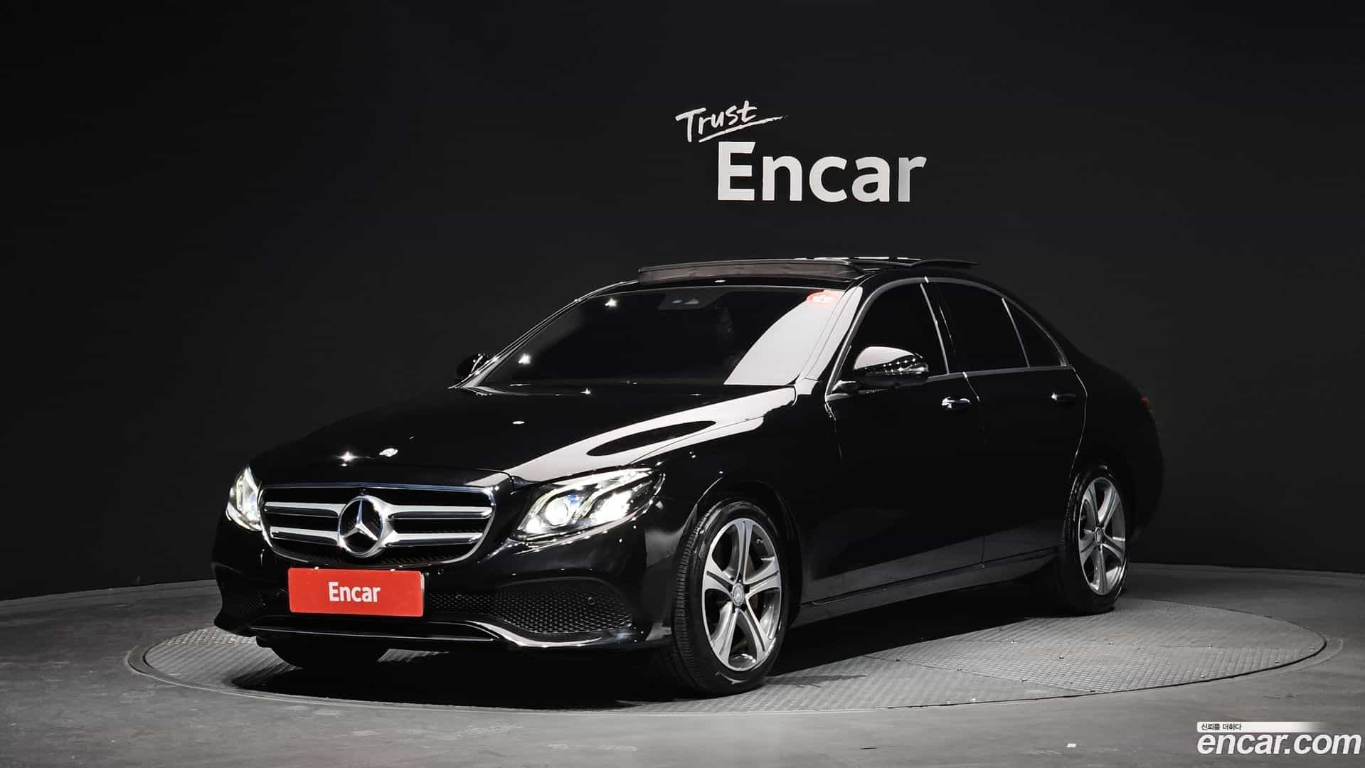 E-Class Mercedes-Benz 2016.9-OUTER-001