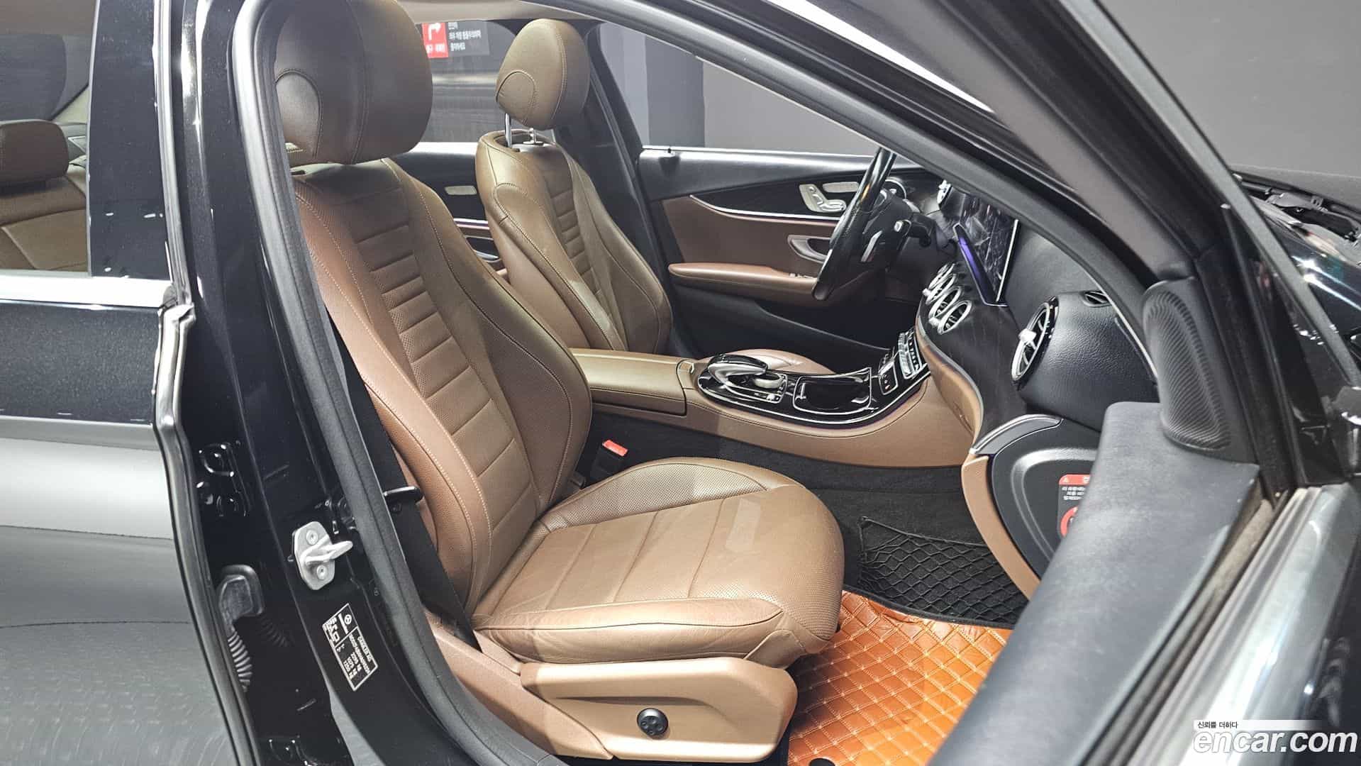 E-Class Mercedes-Benz 2016.9-INNER-010