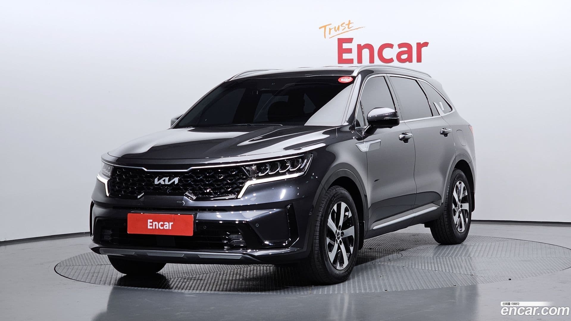 Main__Slider__Photo:Sorento Kia 2023.5-0