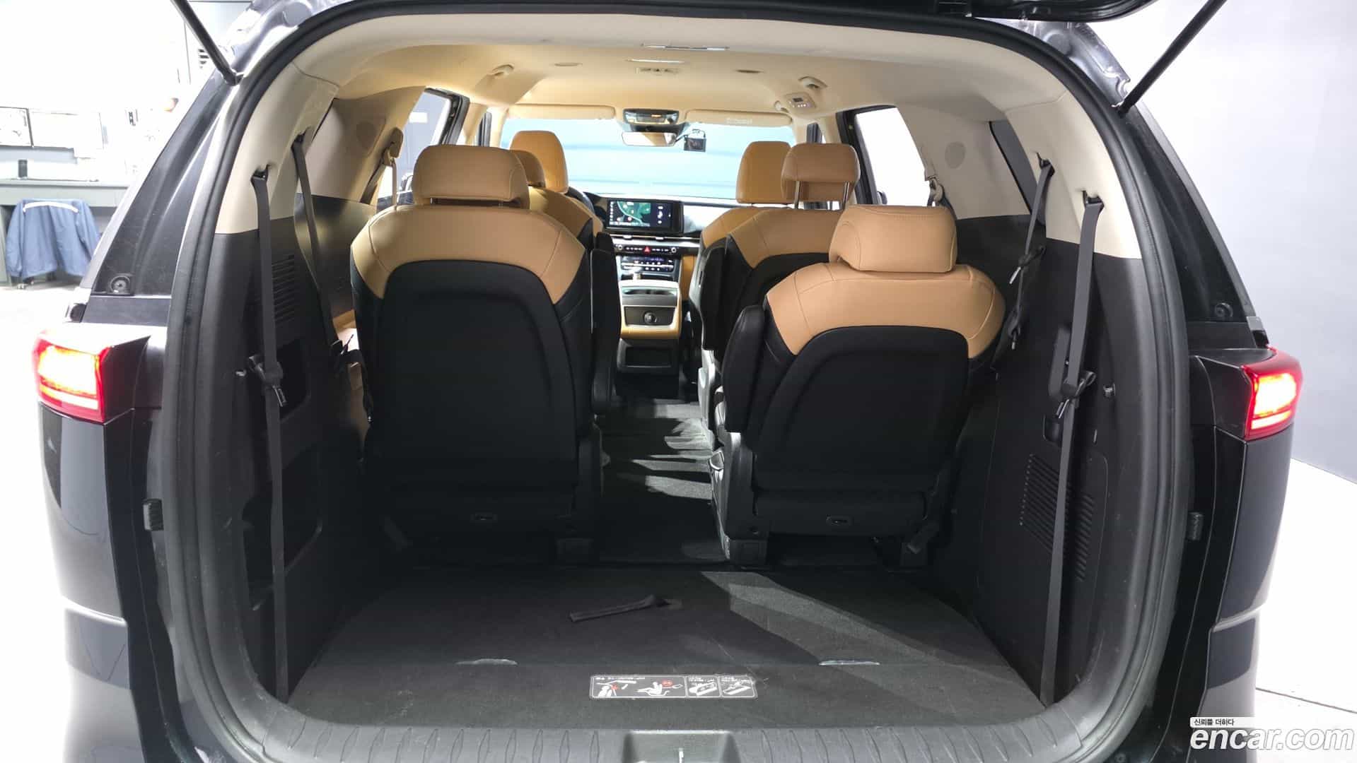 Canival Kia 2020.8-OPTION-024