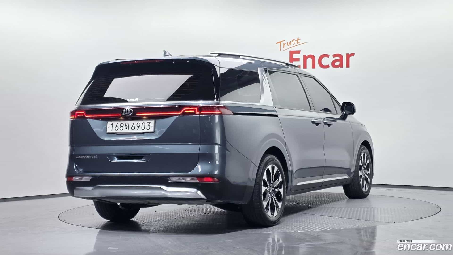 Canival Kia 2021.0-OUTER-002