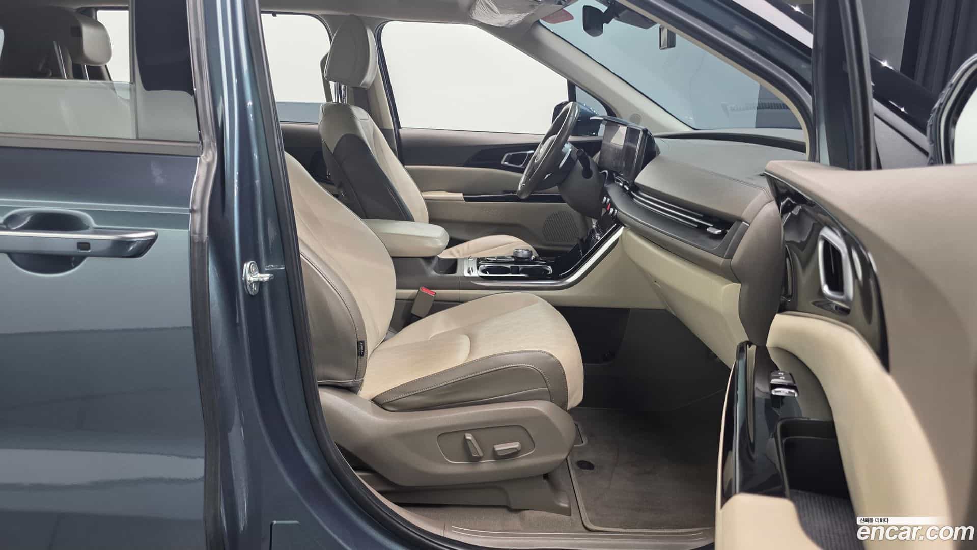 Canival Kia 2021.0-INNER-010