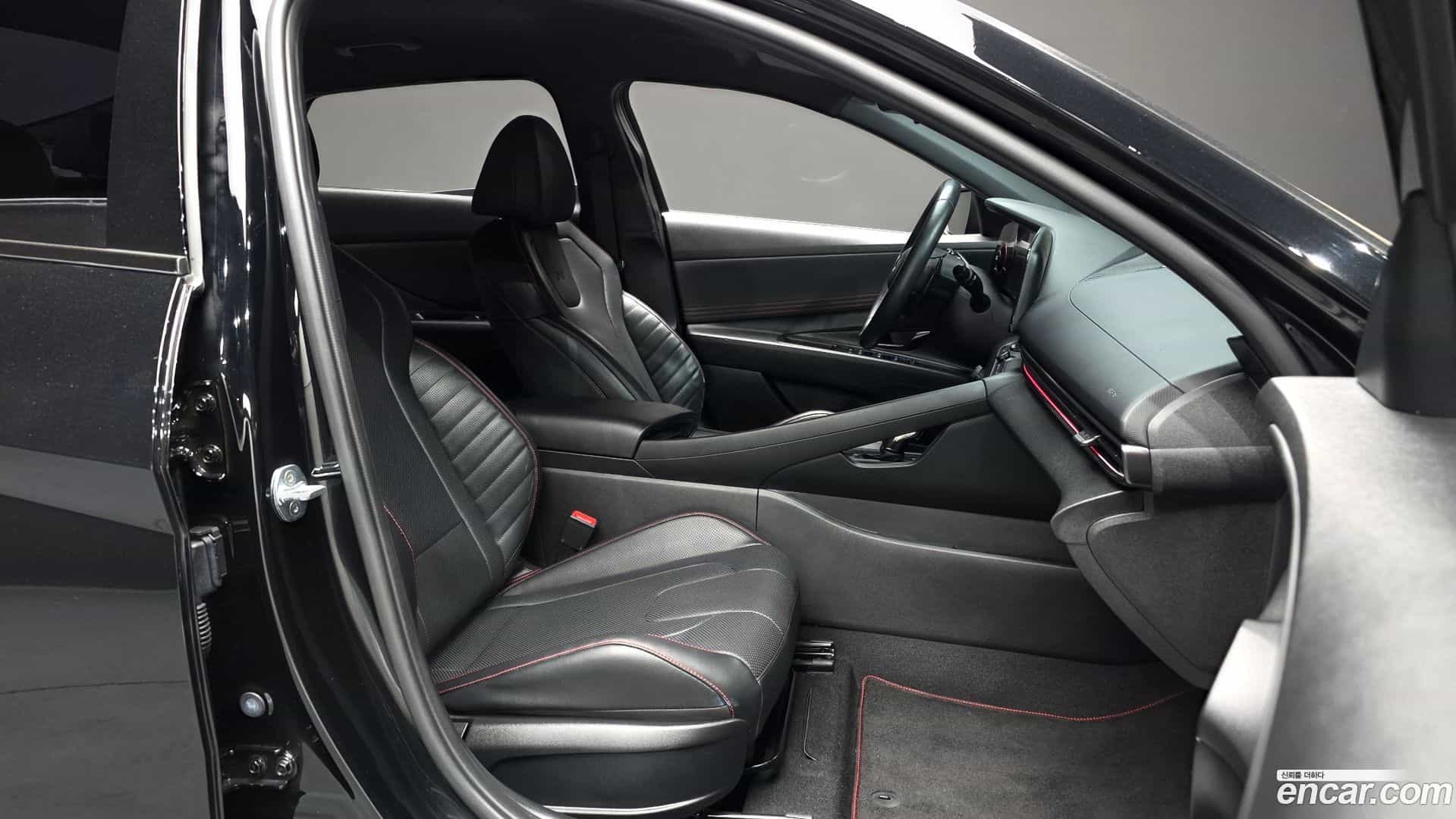 AVANTE Hyundai 2021.3-OPTION-015