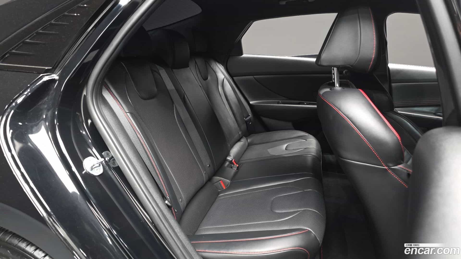 AVANTE Hyundai 2021.3-OPTION-016