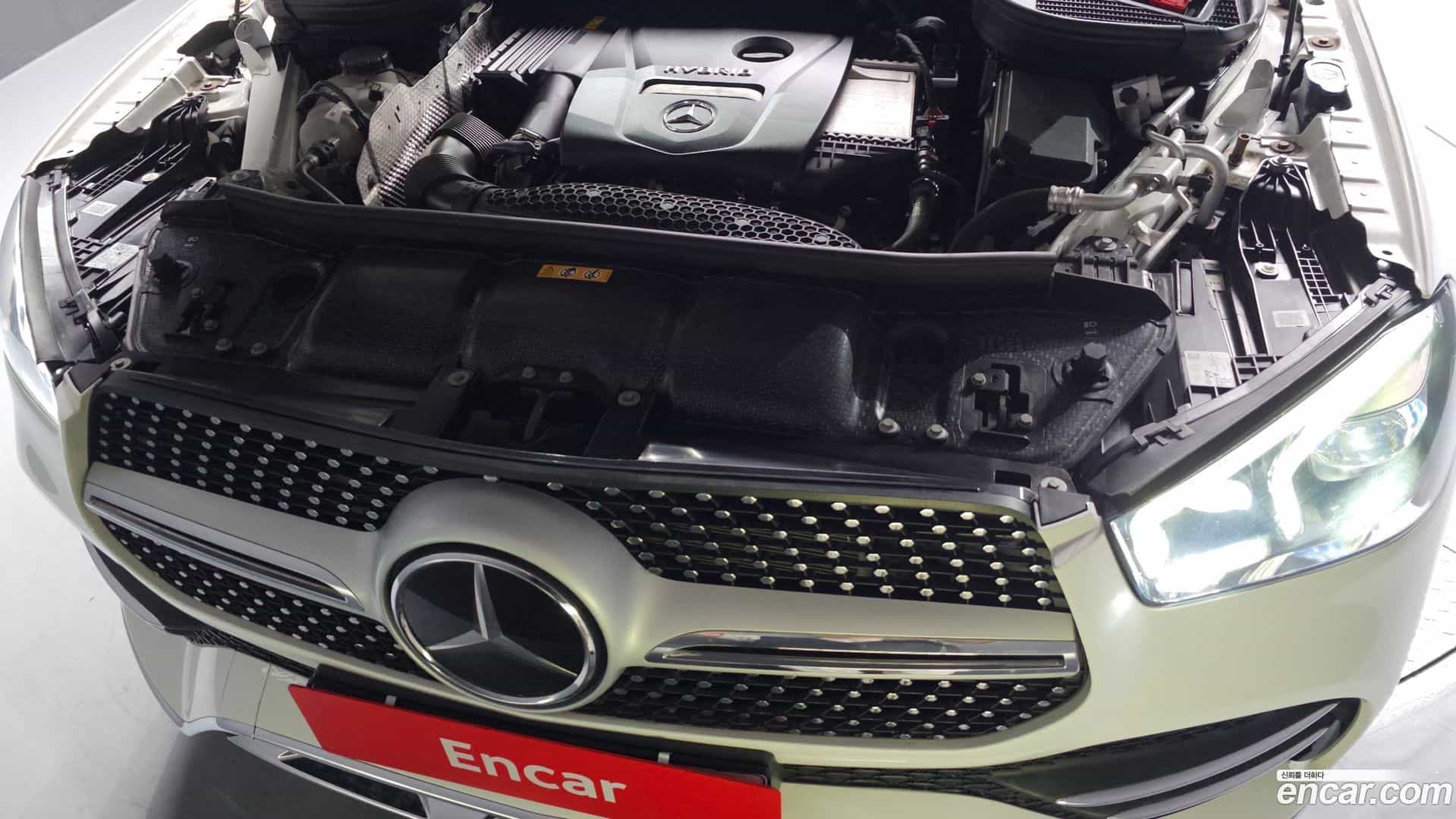 GLE-Class Mercedes-Benz 2021.9-INNER-006