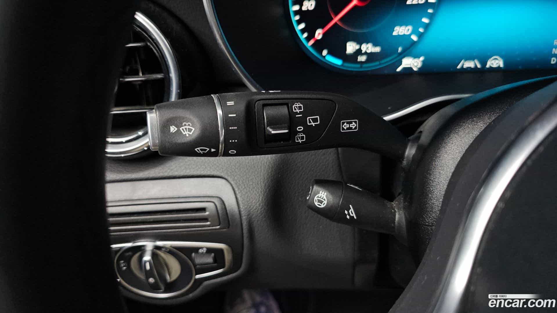 GLC-Class Mercedes-Benz 2021.8-OPTION-022