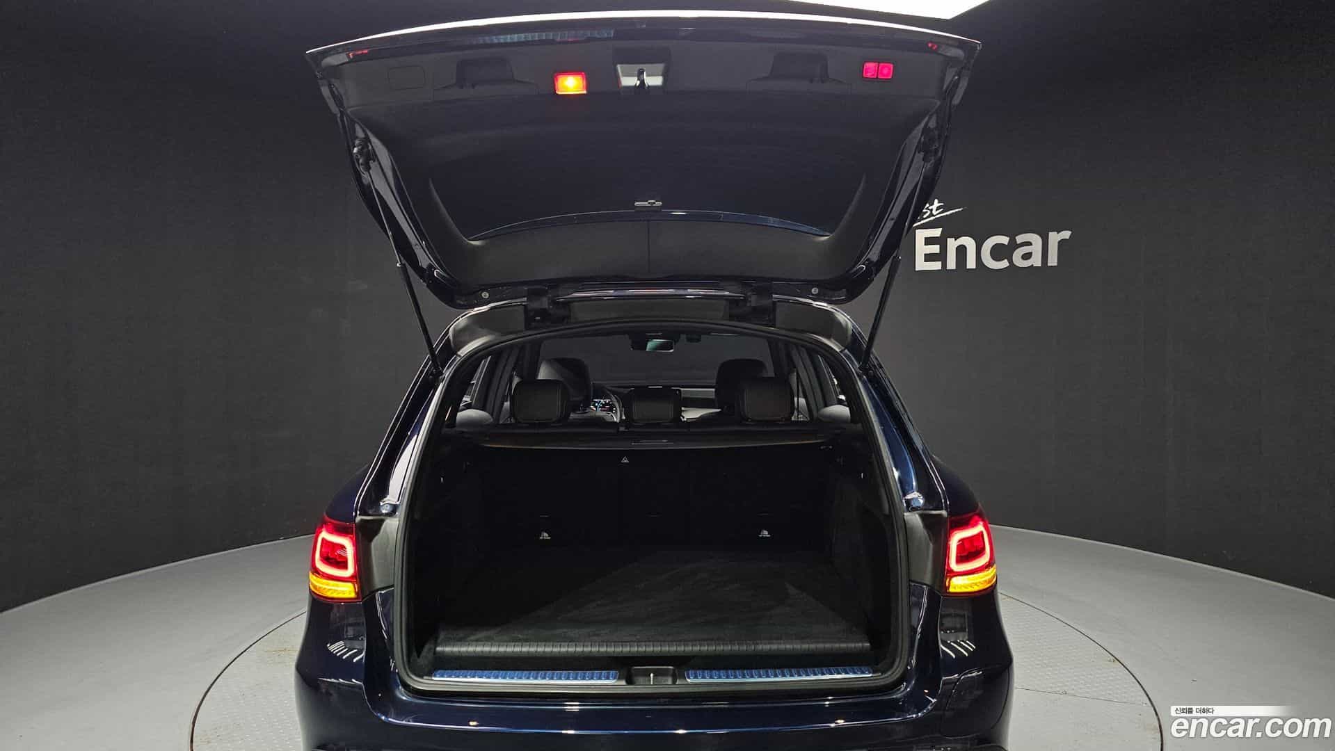 GLC-Class Mercedes-Benz 2021.8-OPTION-024