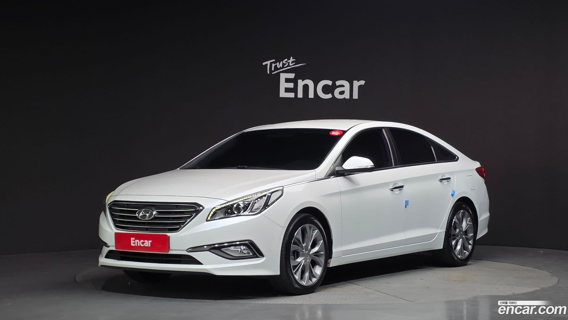 Main__Slider__Photo:Sonata Hyundai 2015.9-0