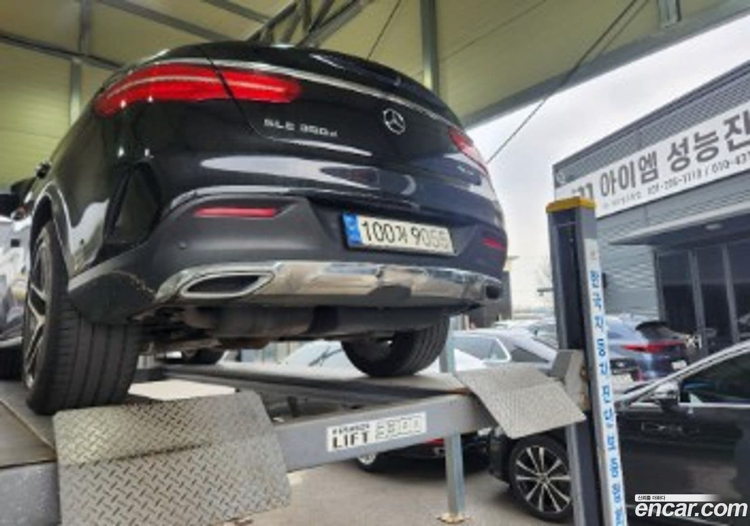 Main__Slider__Photo:GLE-Class Mercedes-Benz 2018.8-1