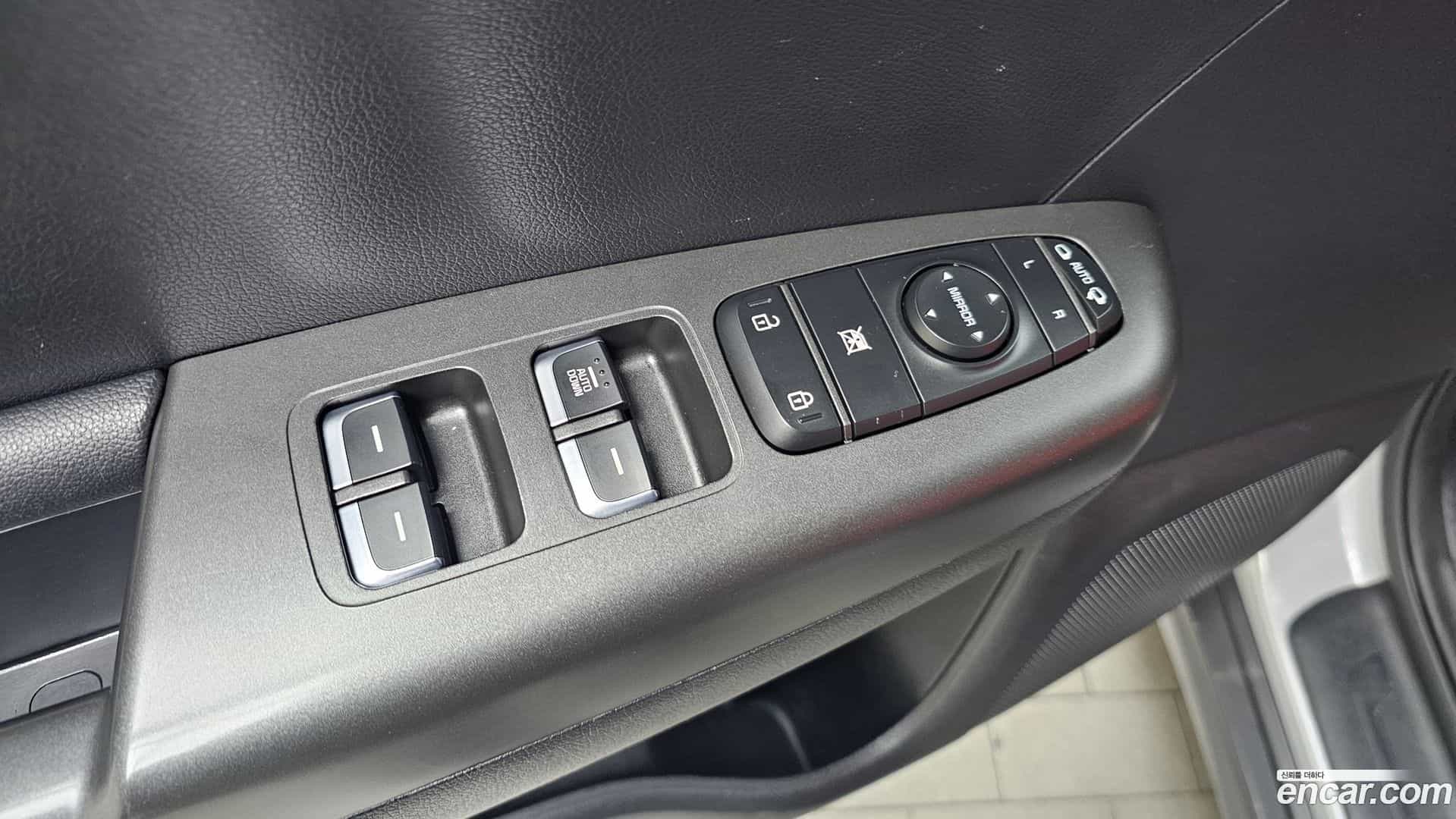 Sportage Kia 2016.1-OPTION-019