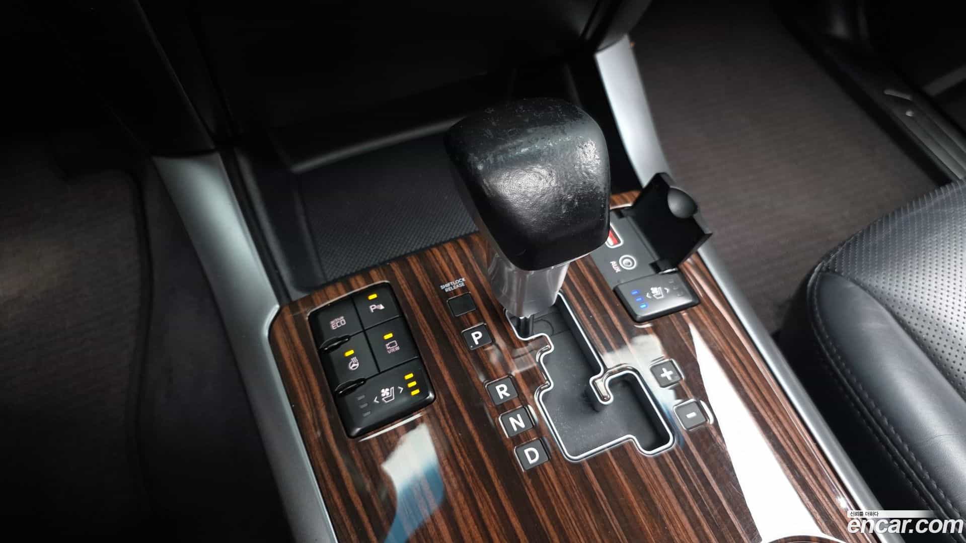 Mohave Kia 2018.2-INNER-009