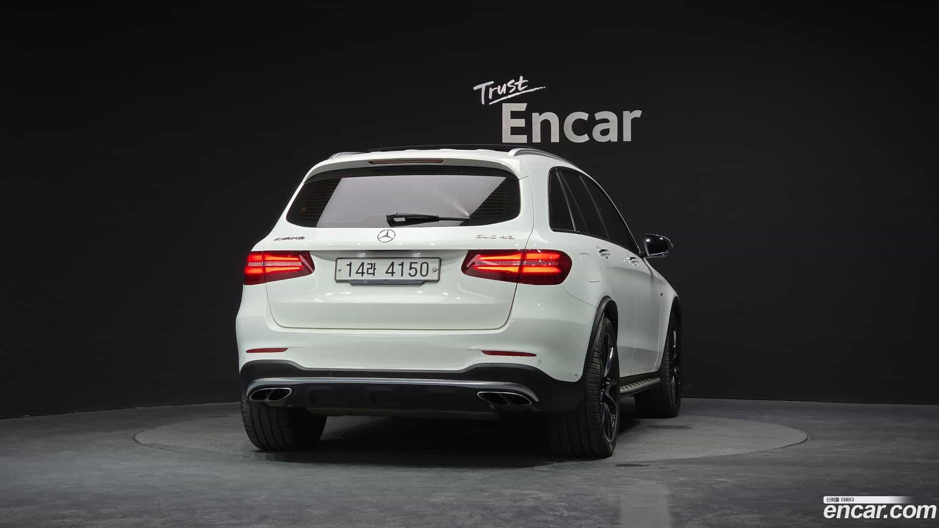 GLC-Class Mercedes-Benz 2017.2-OUTER-004