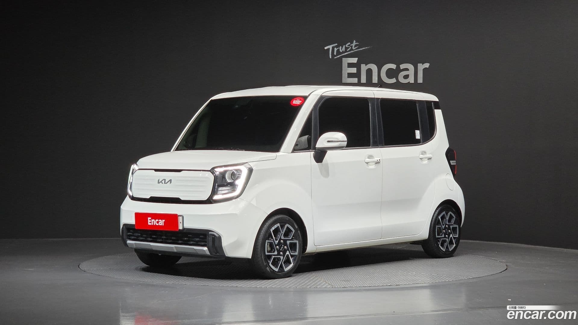 Main__Slider__Photo:RAY Kia 2023.1-0