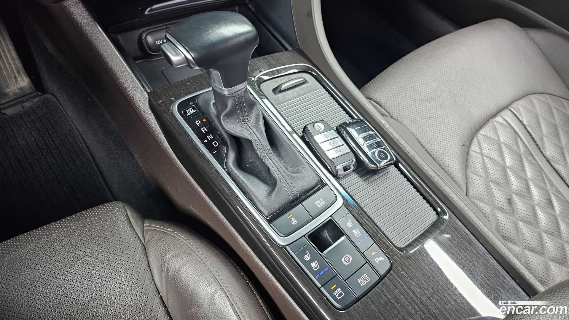 K5 Kia 2018.0-INNER-009