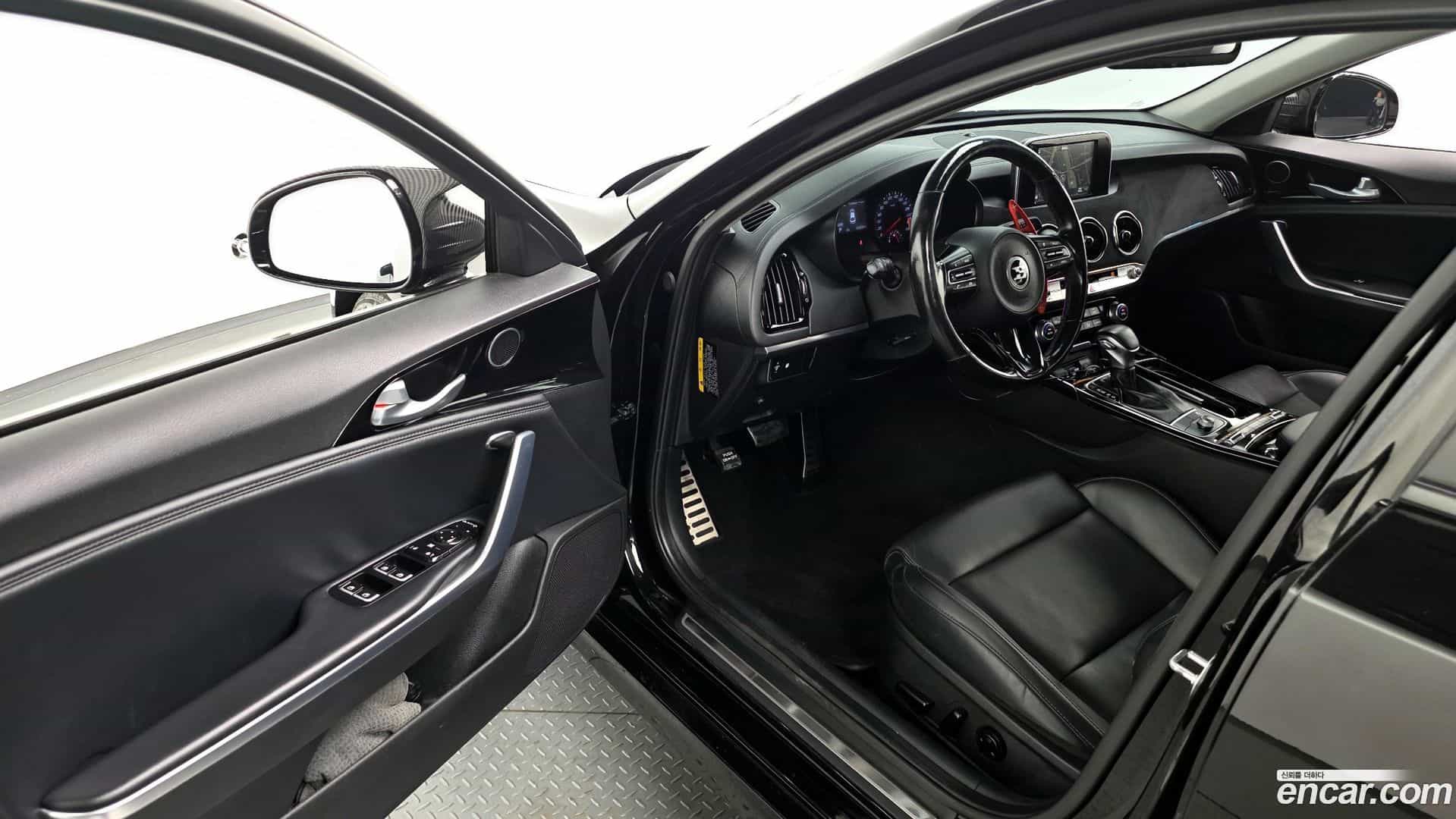 Stinger Kia 2017.5-OPTION-015