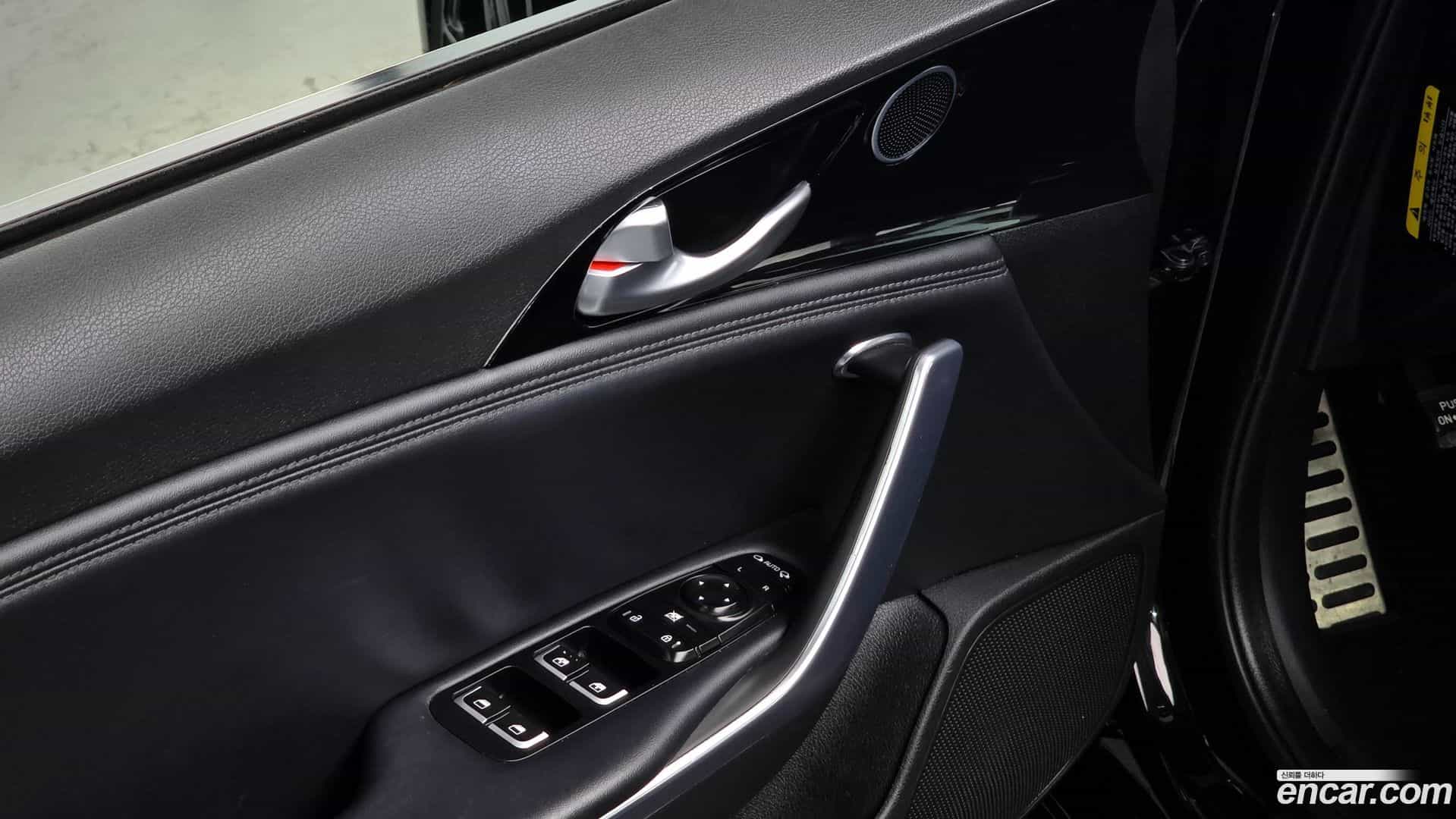 Stinger Kia 2017.5-OPTION-021