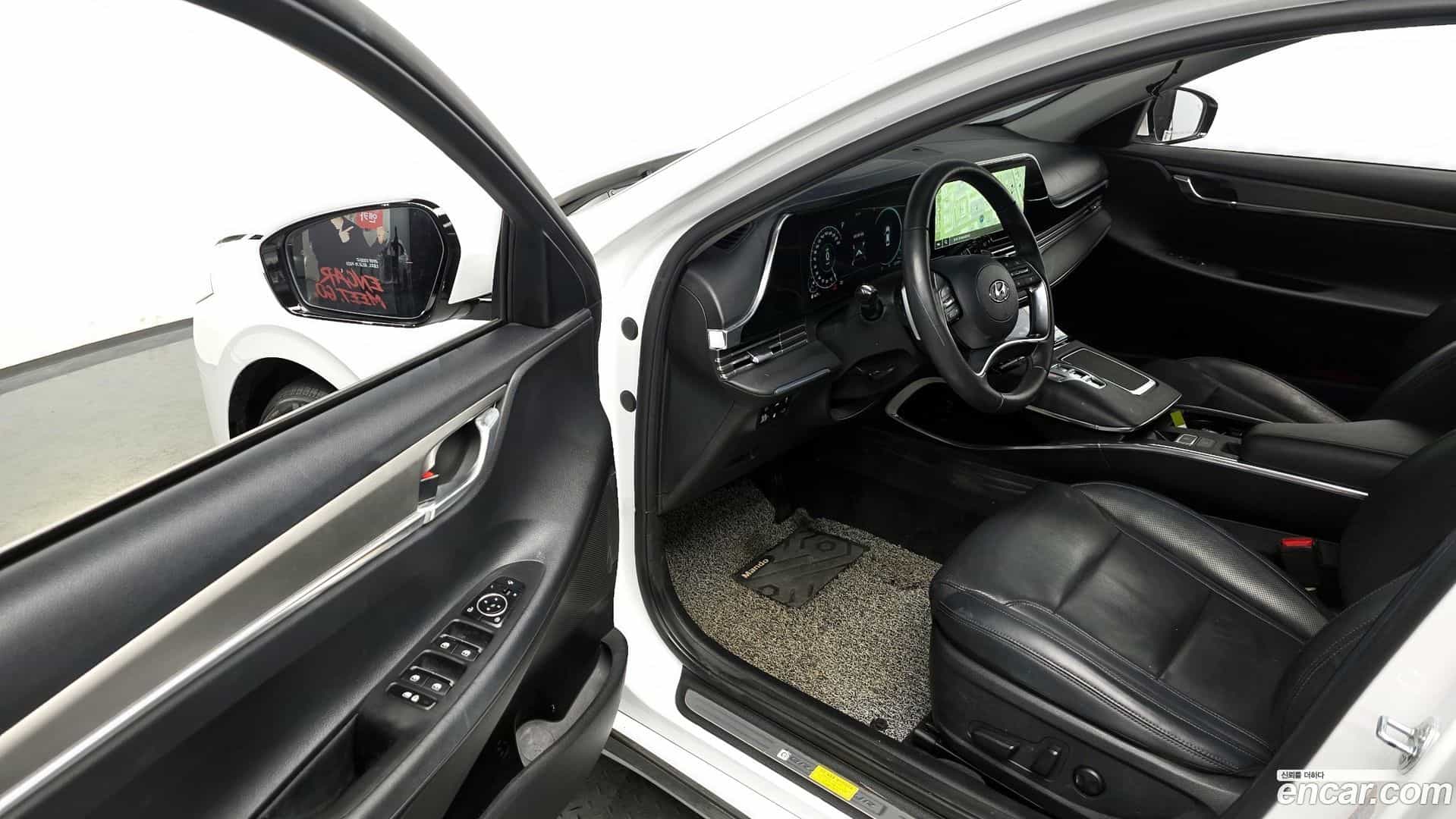 Grandeur Hyundai 2022.2-OPTION-015