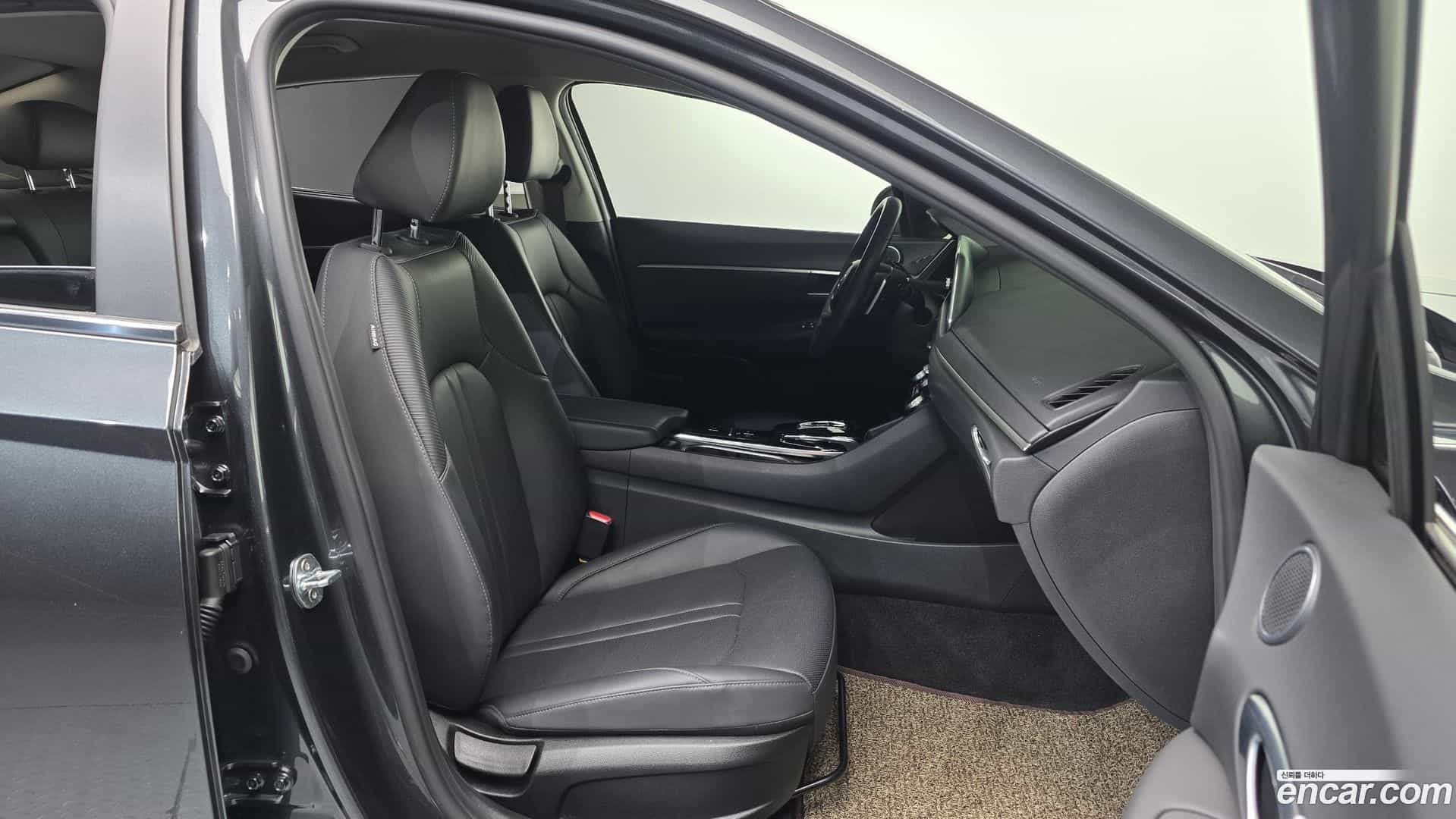 Sonata Hyundai 2021.0-INNER-010