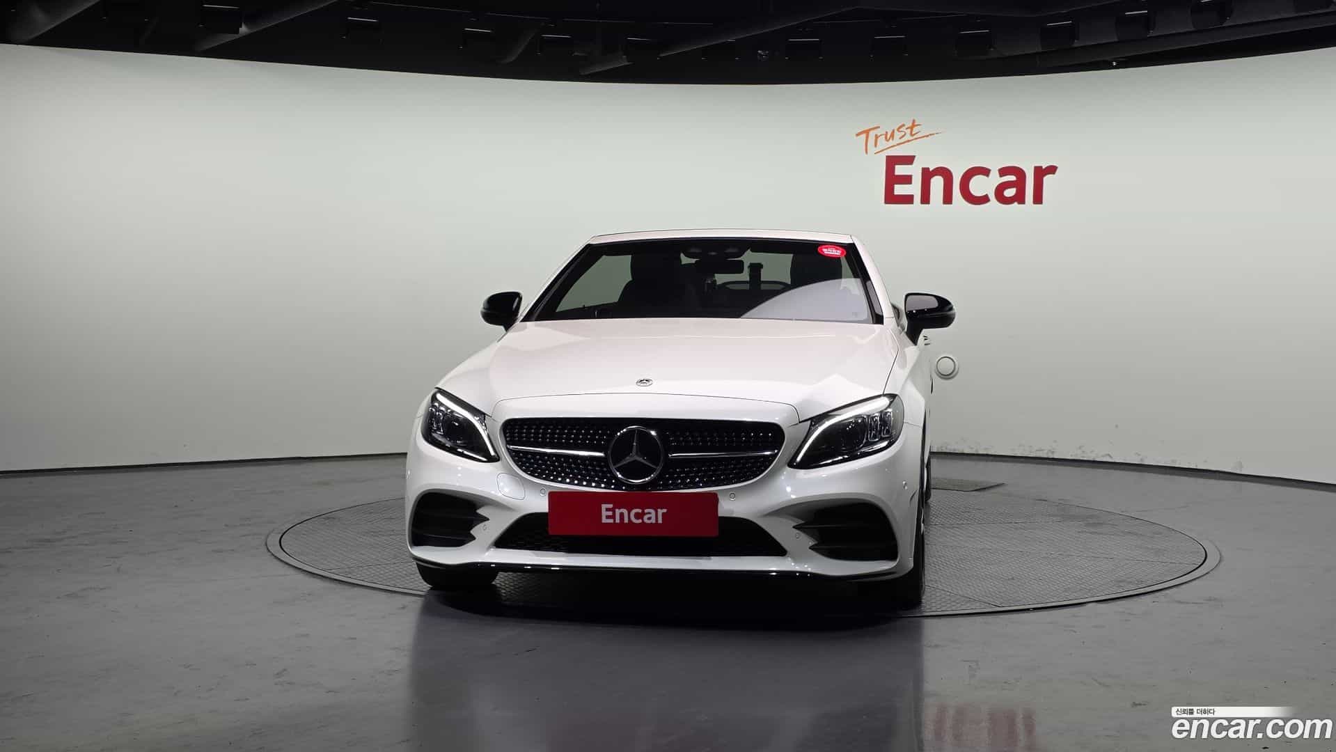 C-Class Mercedes-Benz 2023.8-OUTER-003